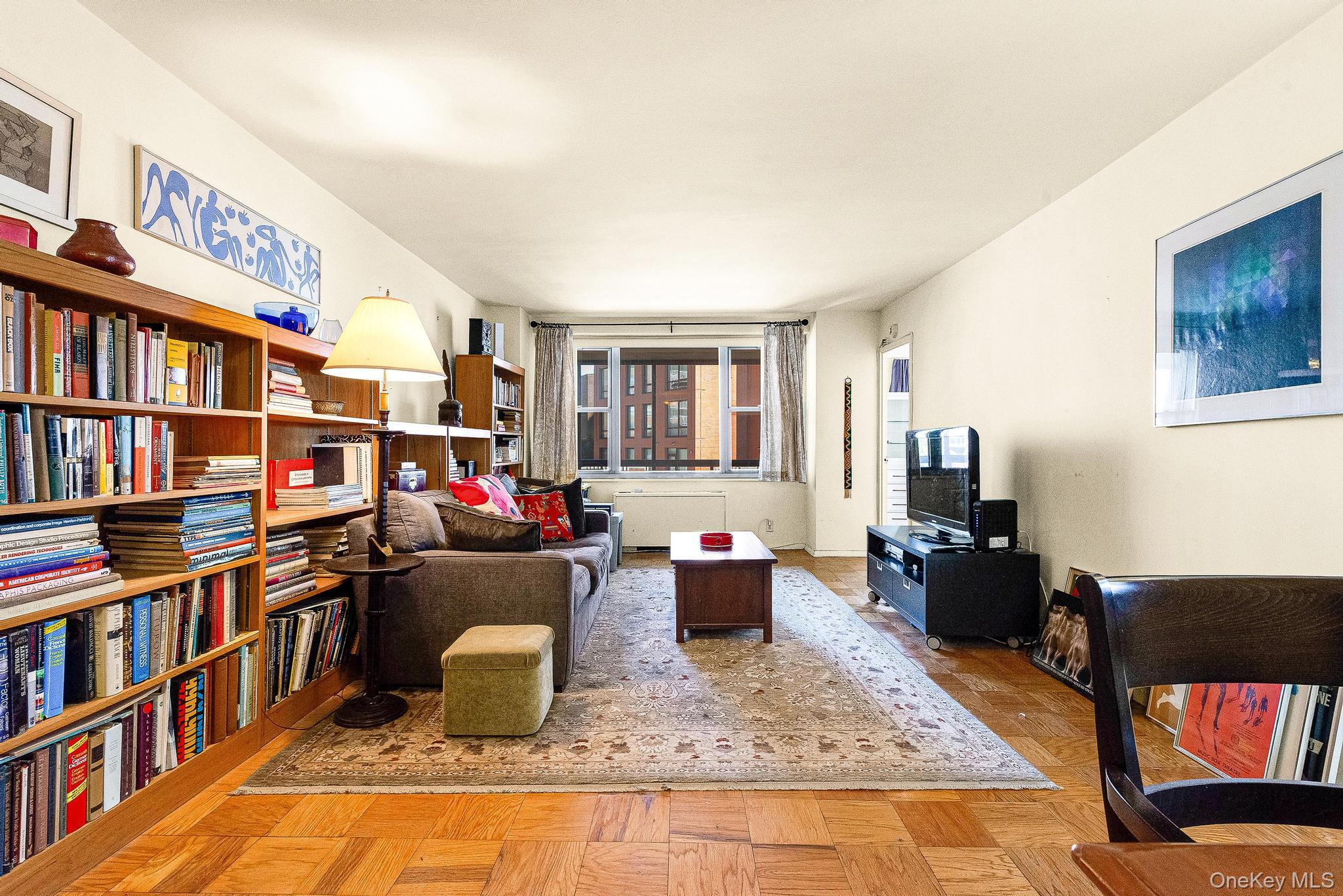 70-25 Yellowstone Boulevard # 4D, Forest Hills, NY 11375