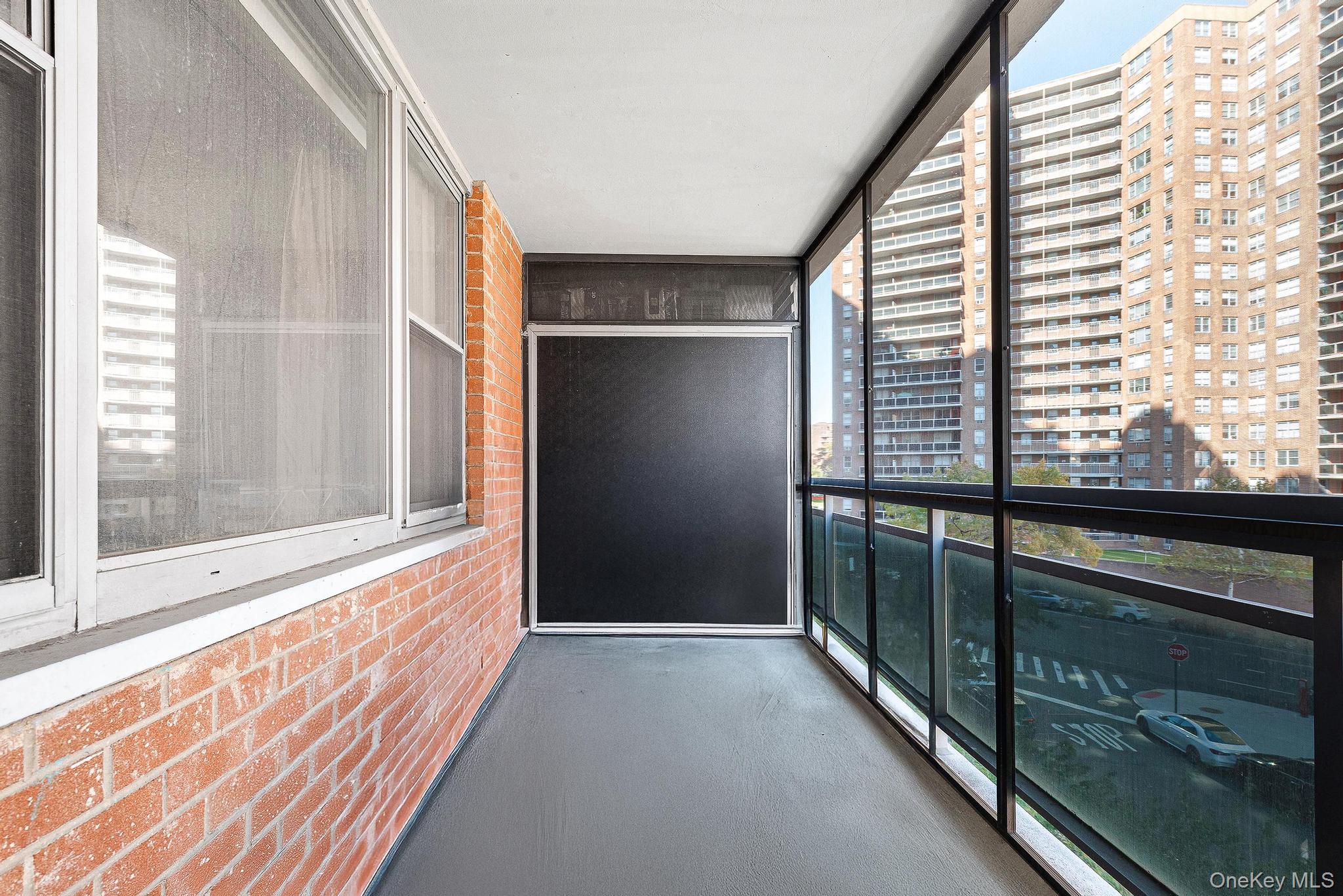 70-25 Yellowstone Boulevard # 4D, Forest Hills, NY 11375