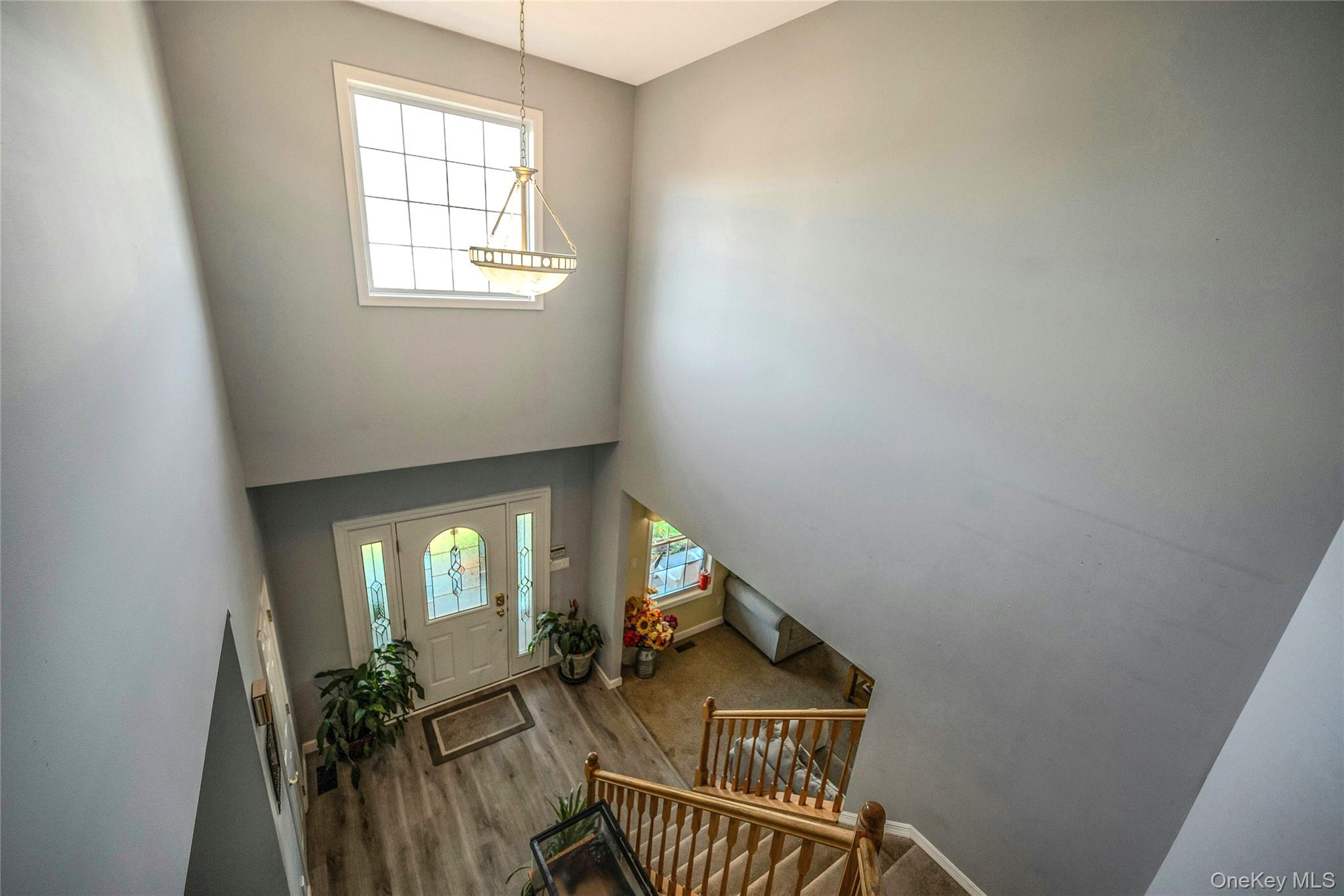 6 Laurel Crescent, Manorville, NY 11949