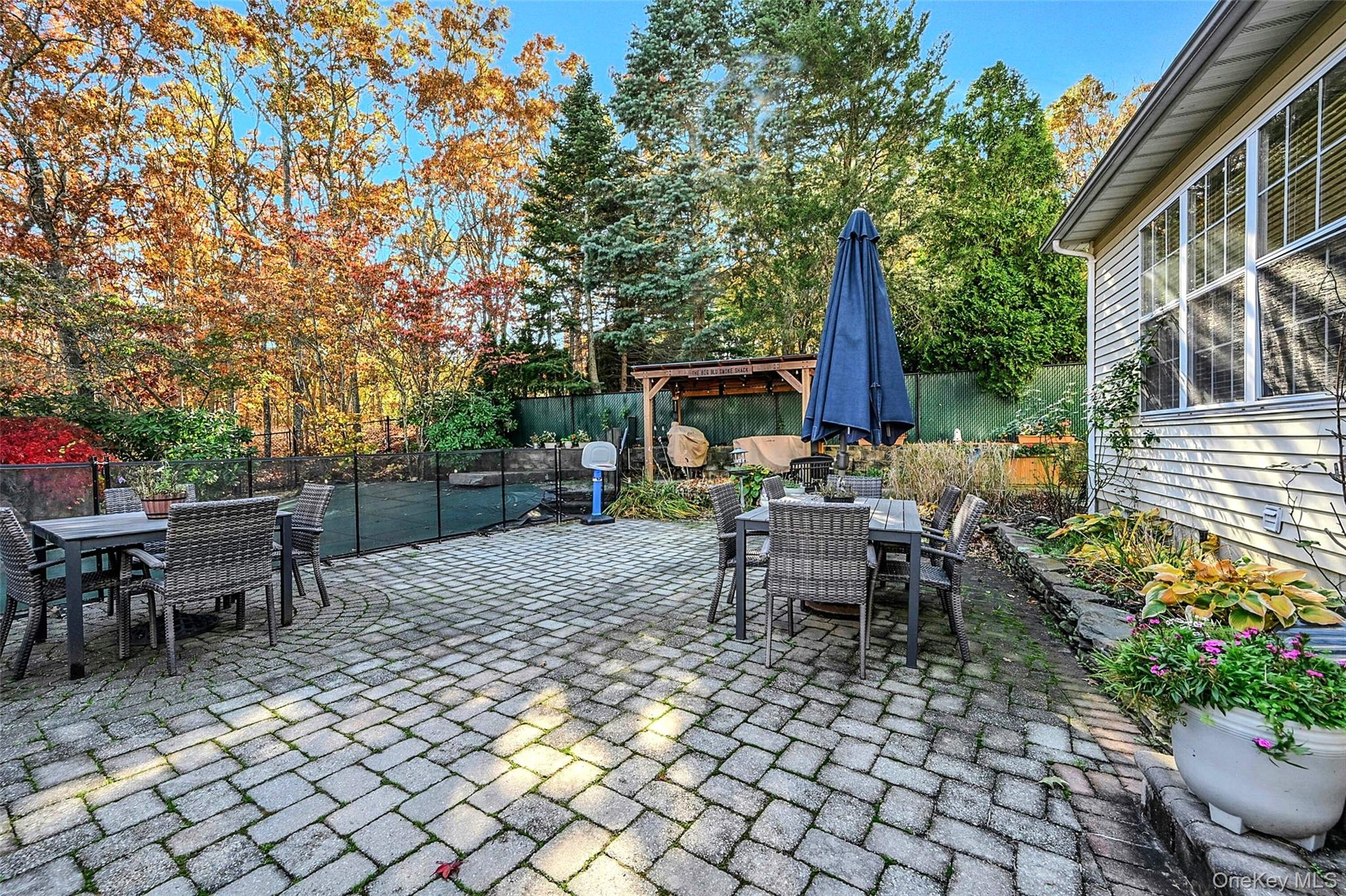 6 Laurel Crescent, Manorville, NY 11949