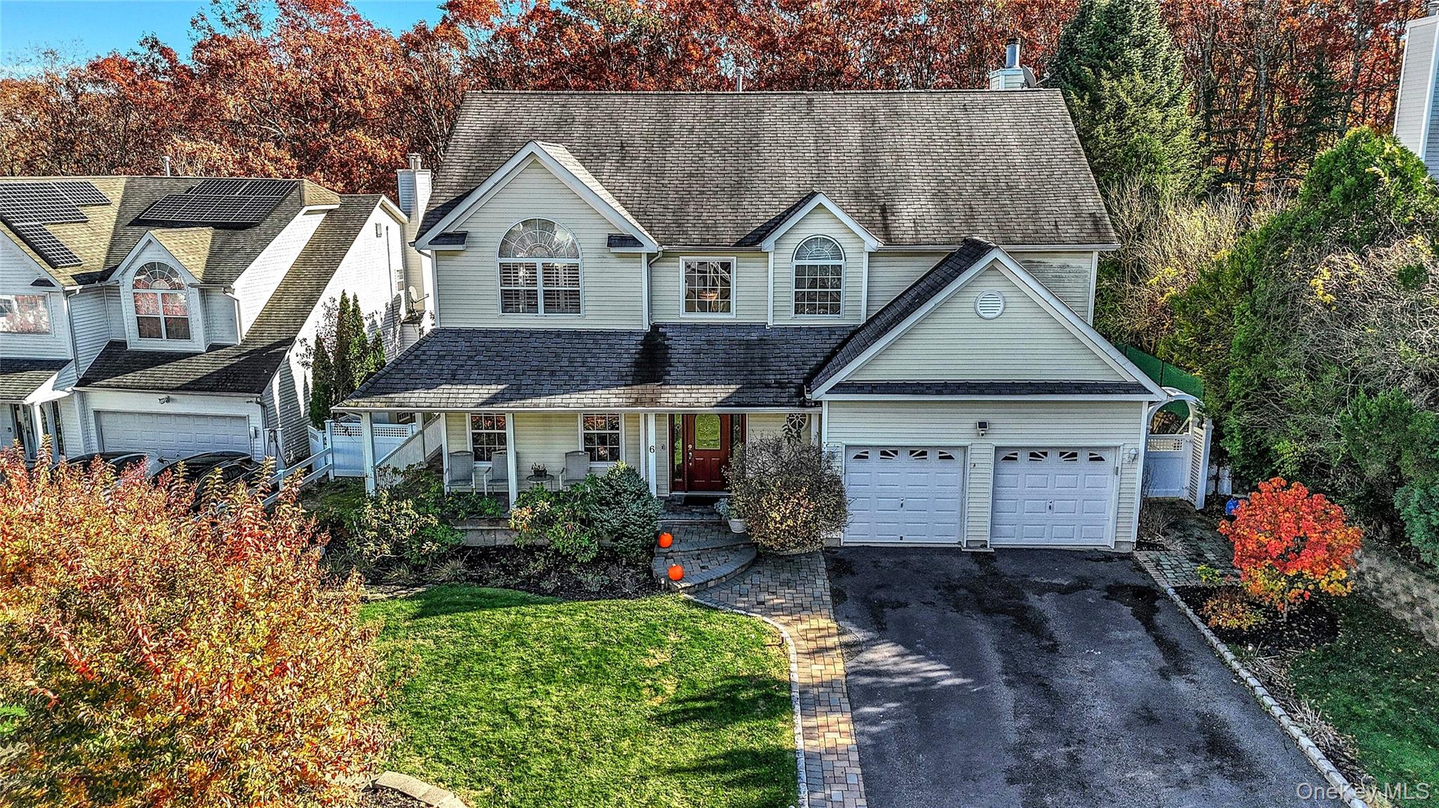 6 Laurel Crescent, Manorville, NY 11949