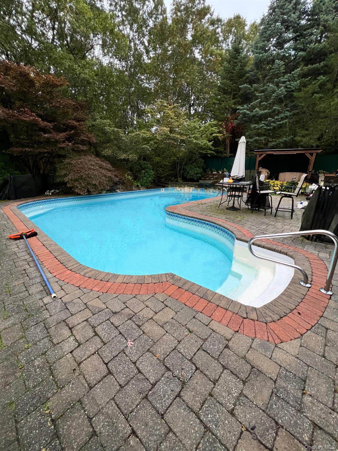 6 Laurel Crescent, Manorville, NY 11949