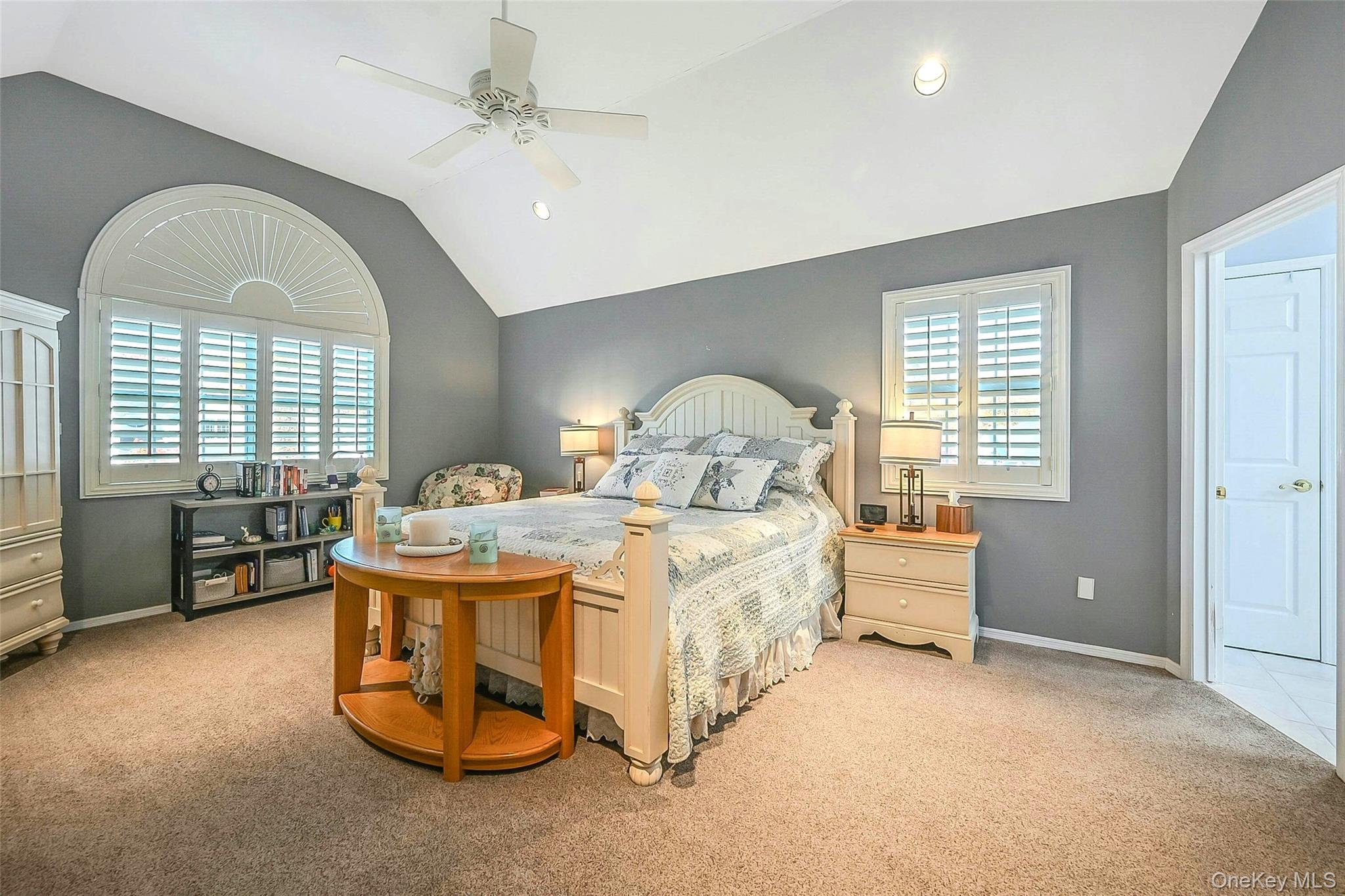 6 Laurel Crescent, Manorville, NY 11949