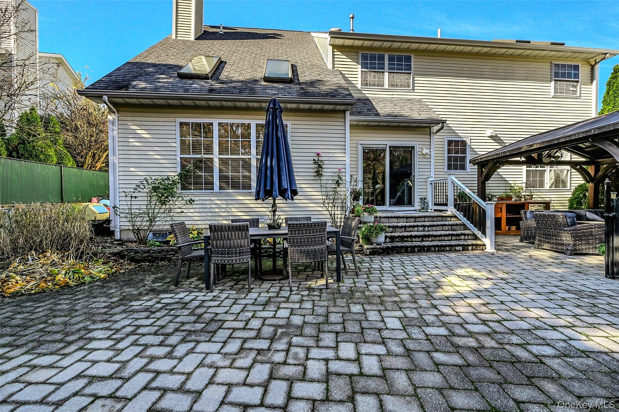 6 Laurel Crescent, Manorville, NY 11949