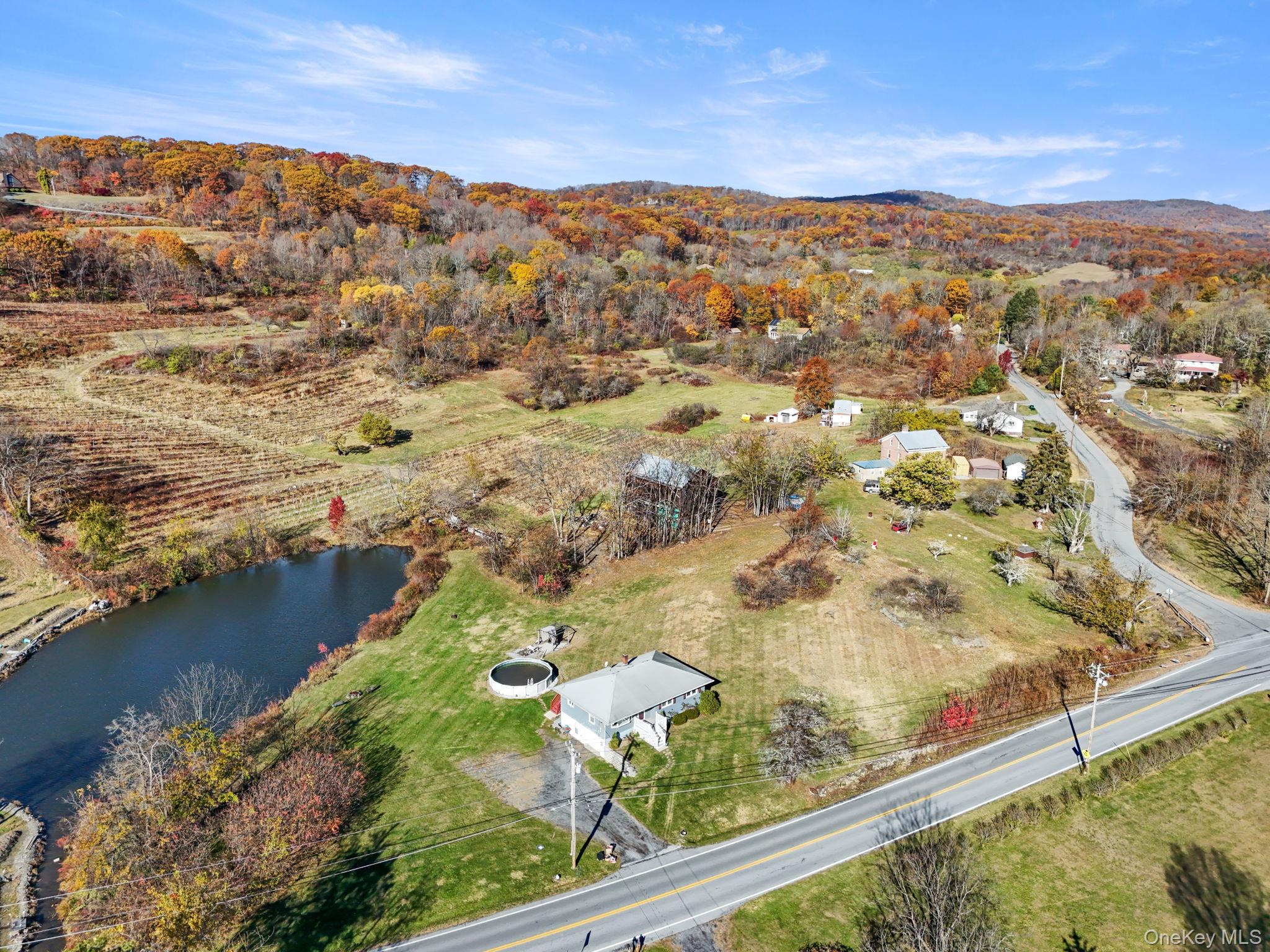 317 Lattintown Road, Marlboro, NY 12542