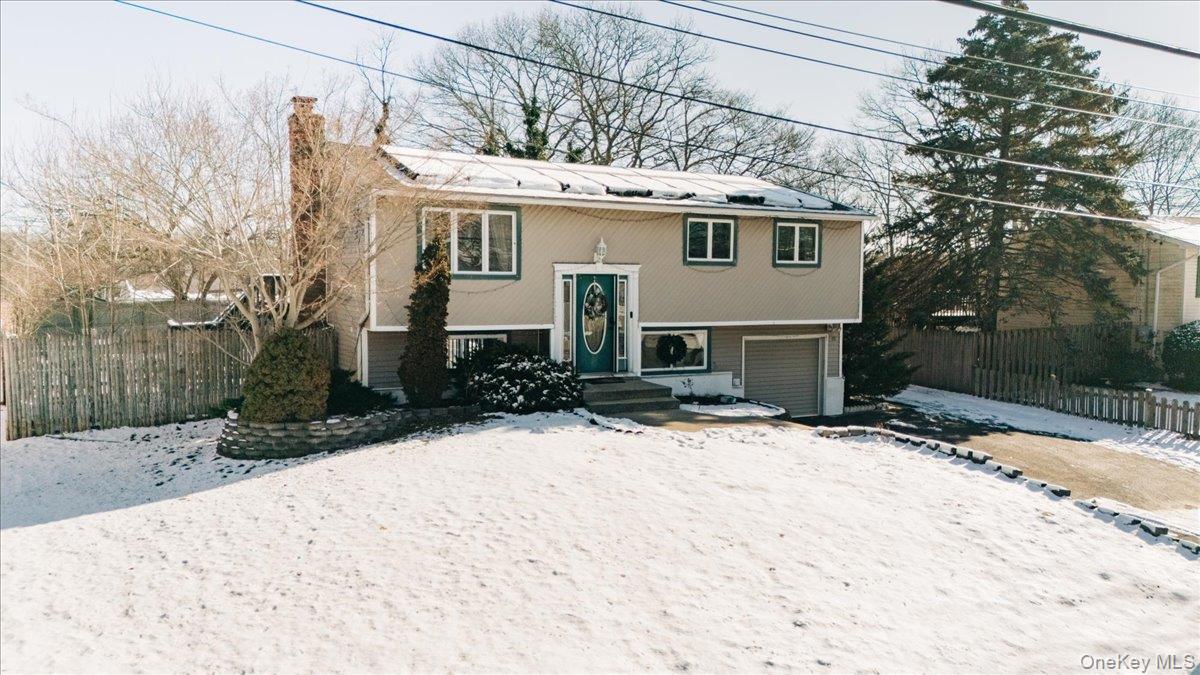 19 Biscayne Drive, Selden, NY 11784