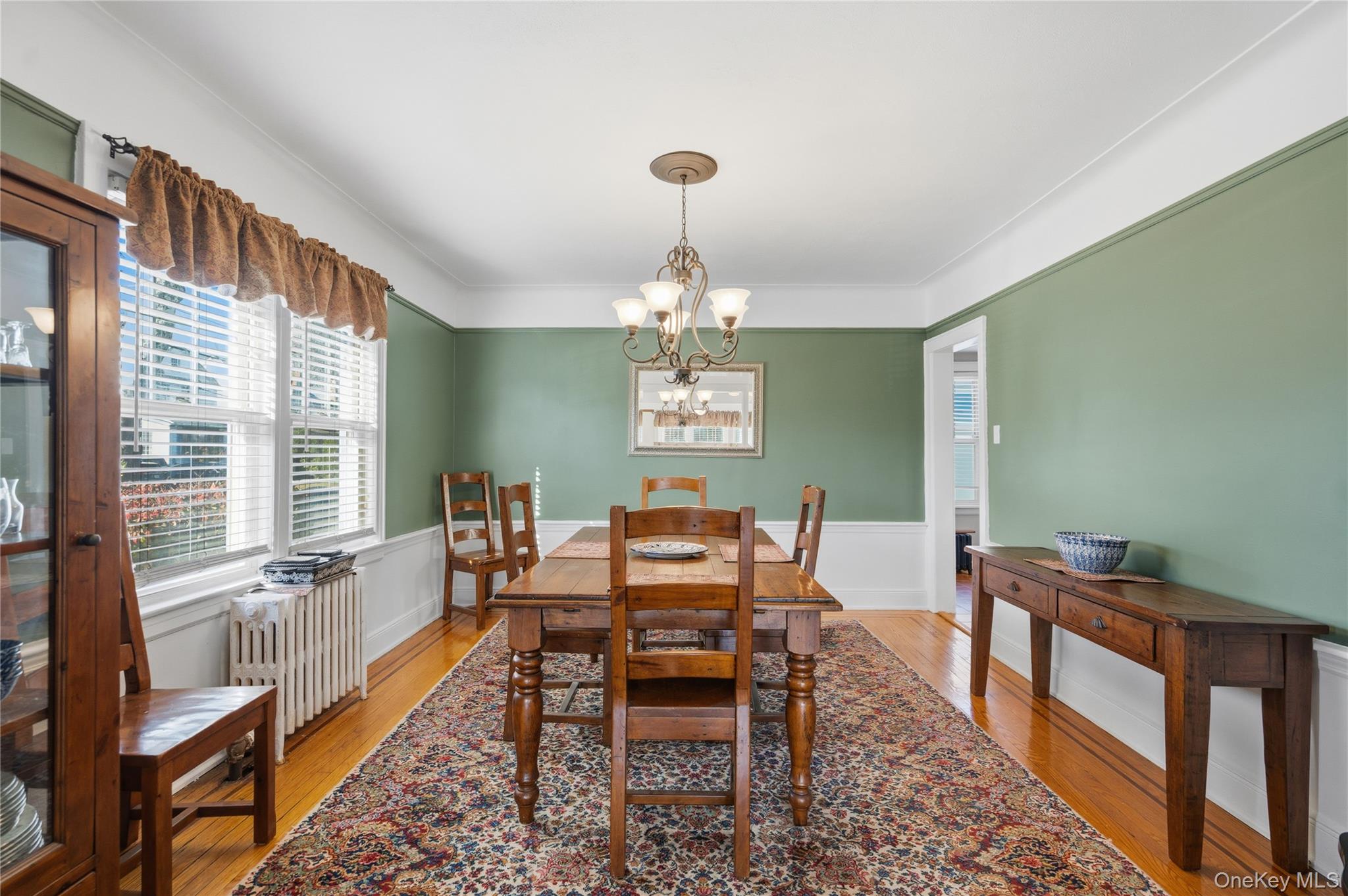 115 Wicks Lane, Malverne, NY 11565