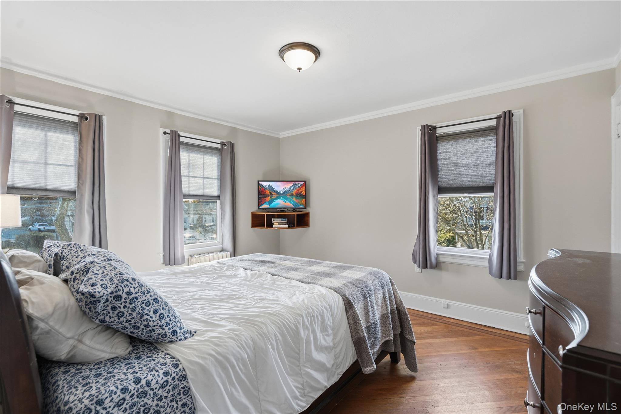 115 Wicks Lane, Malverne, NY 11565