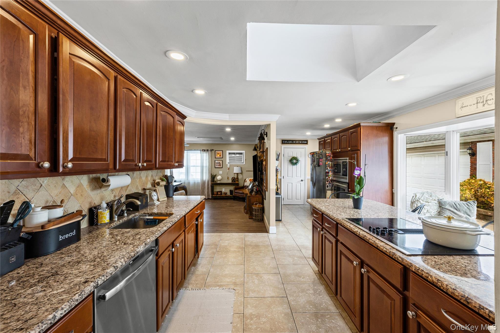 37 Lakeside Avenue, Lake Grove, NY 11755