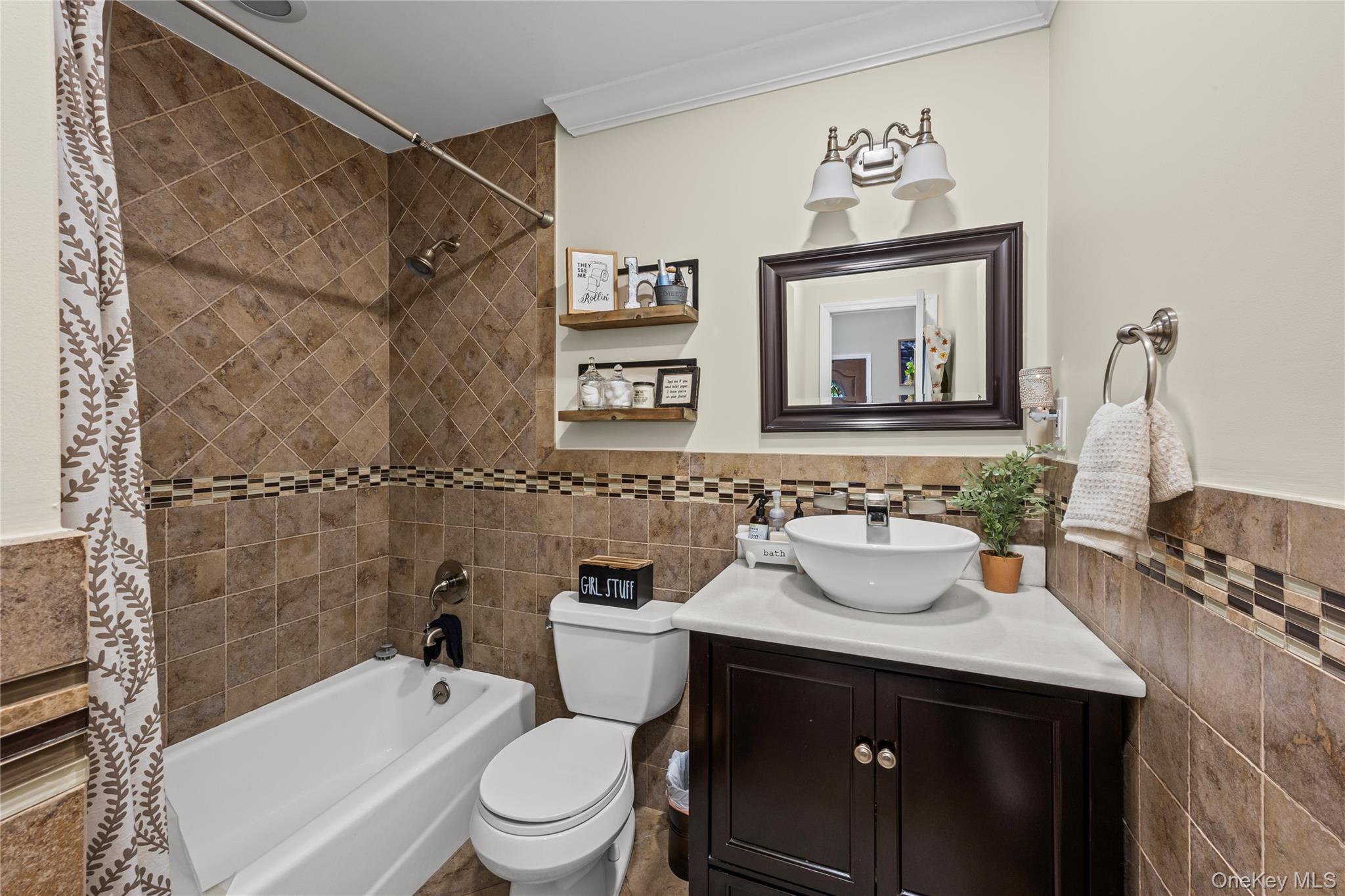 37 Lakeside Avenue, Lake Grove, NY 11755