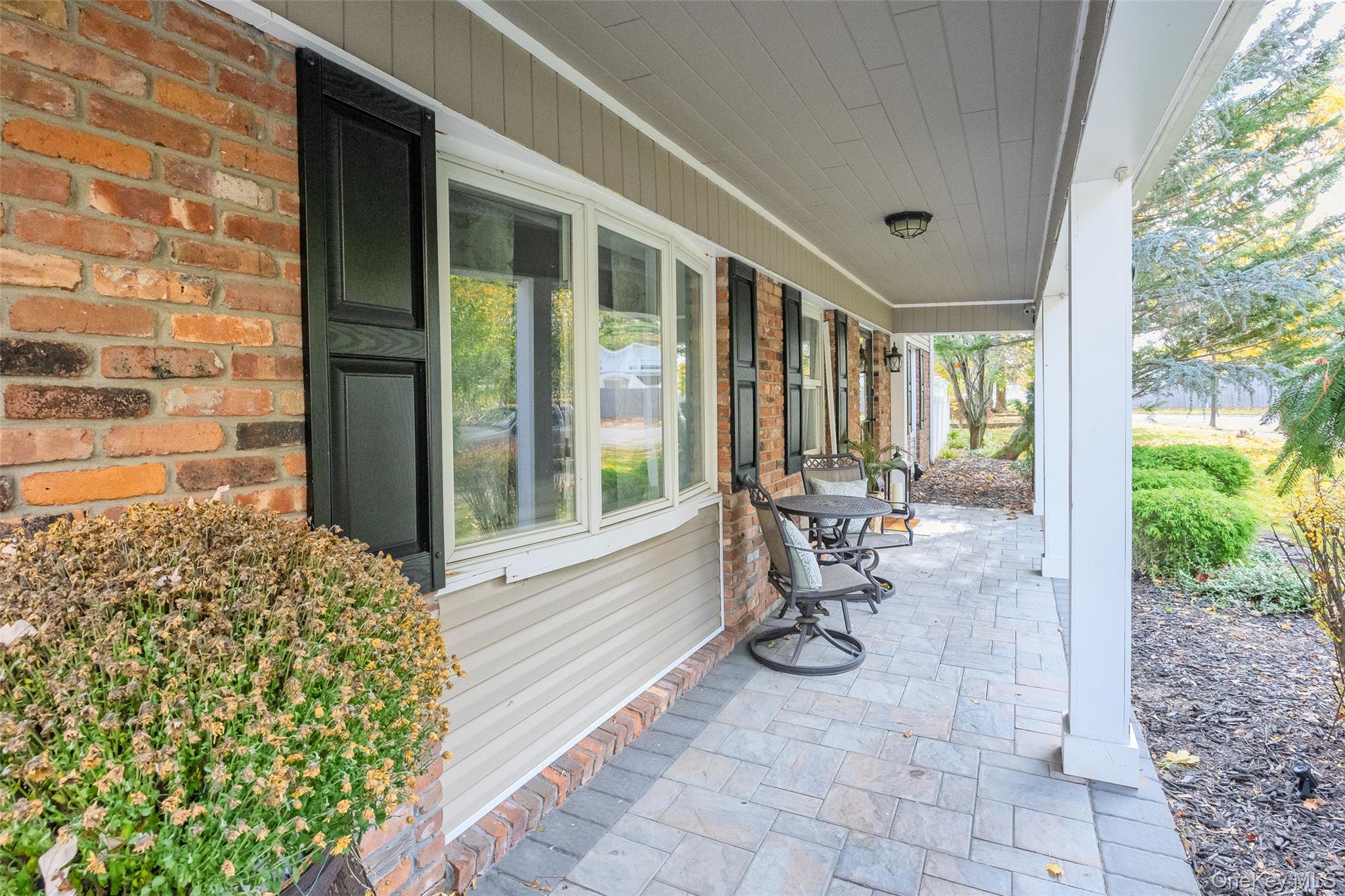 37 Lakeside Avenue, Lake Grove, NY 11755