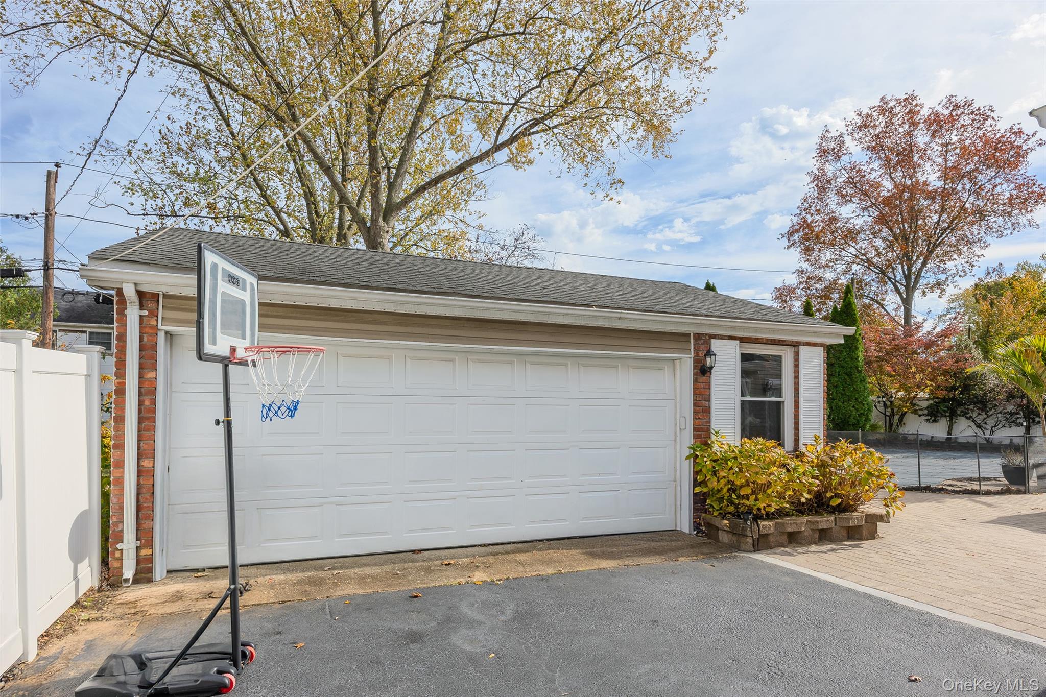 37 Lakeside Avenue, Lake Grove, NY 11755