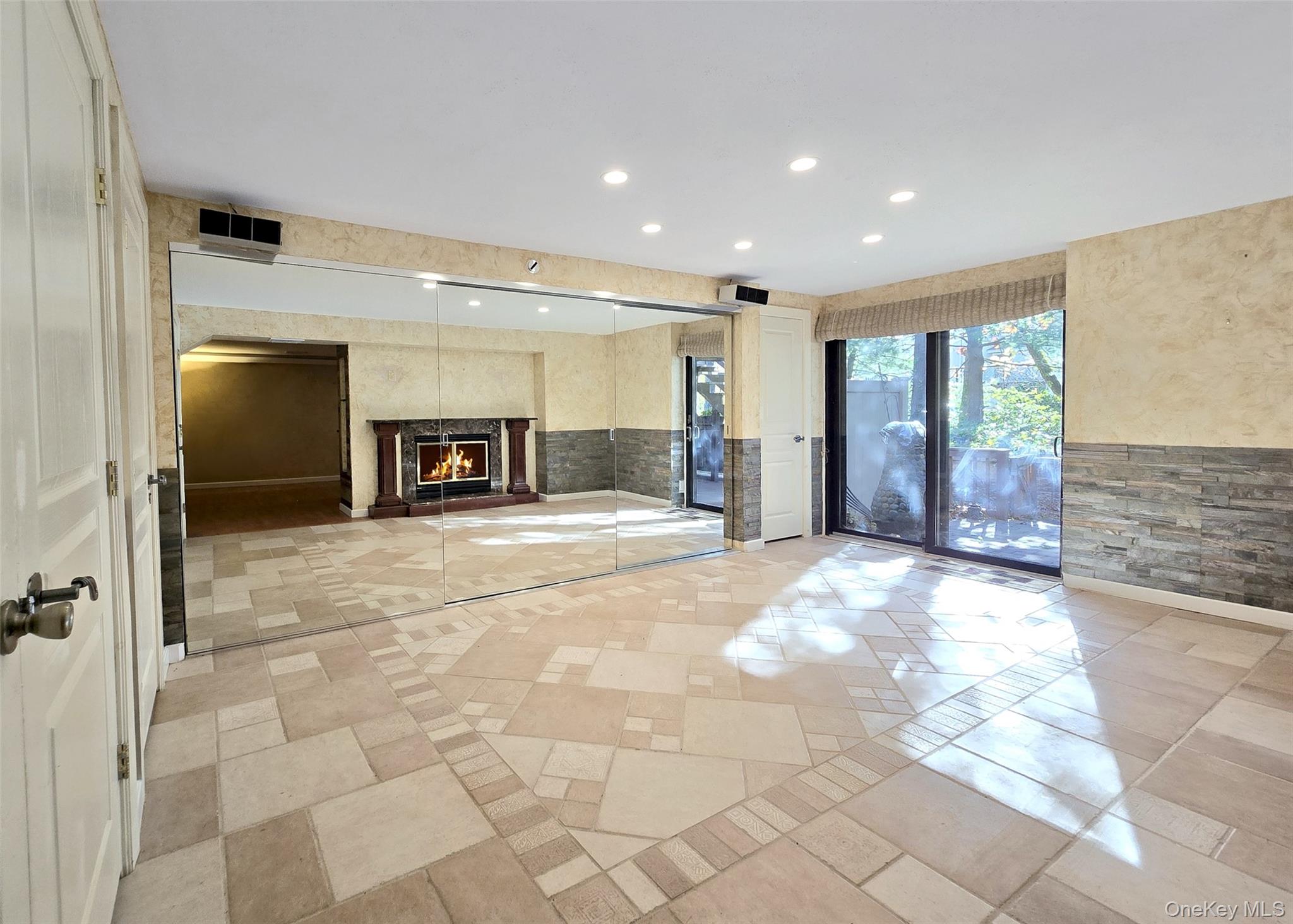 64 Timber Ridge Drive, Holbrook, NY 11741