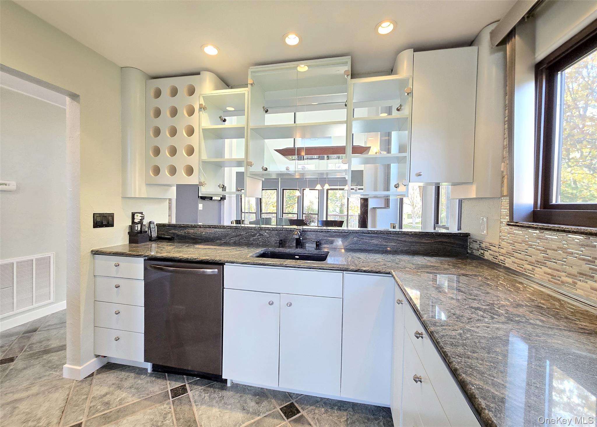 64 Timber Ridge Drive, Holbrook, NY 11741