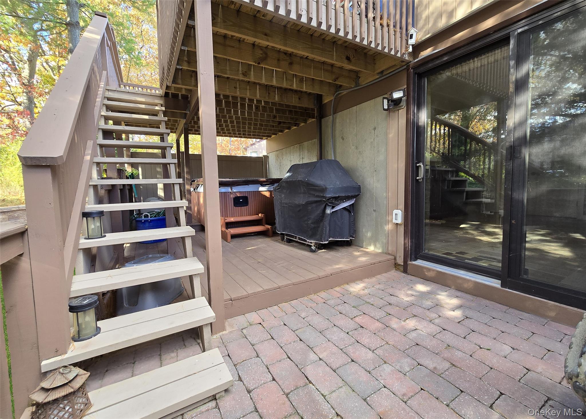 64 Timber Ridge Drive, Holbrook, NY 11741