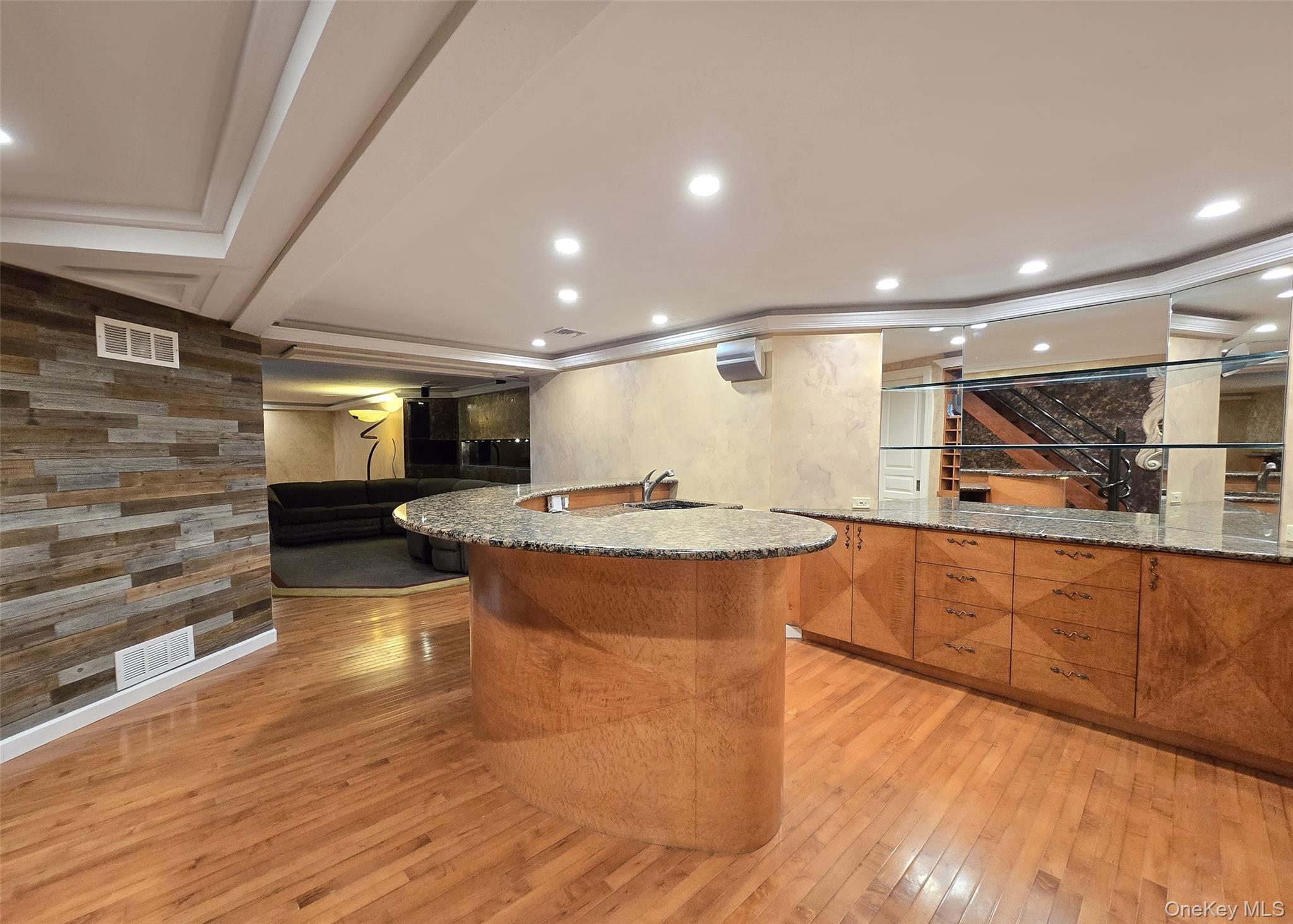 64 Timber Ridge Drive, Holbrook, NY 11741