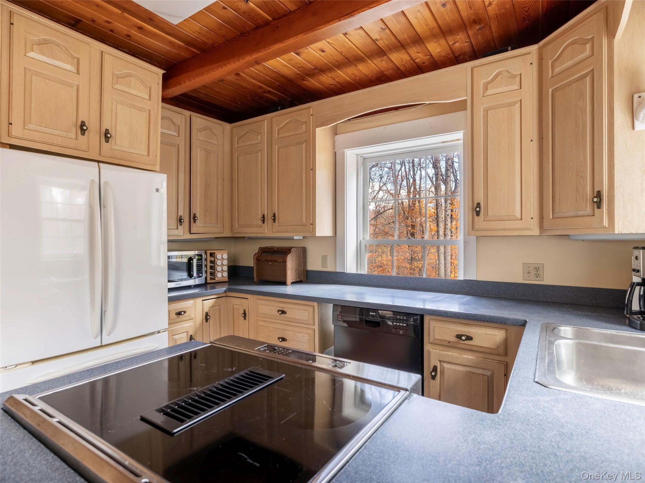 216 Starbarrack Road, Red Hook, NY 12571