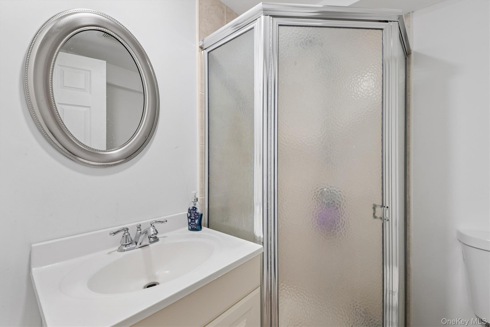 115 Schley Avenue, Albertson, NY 11507