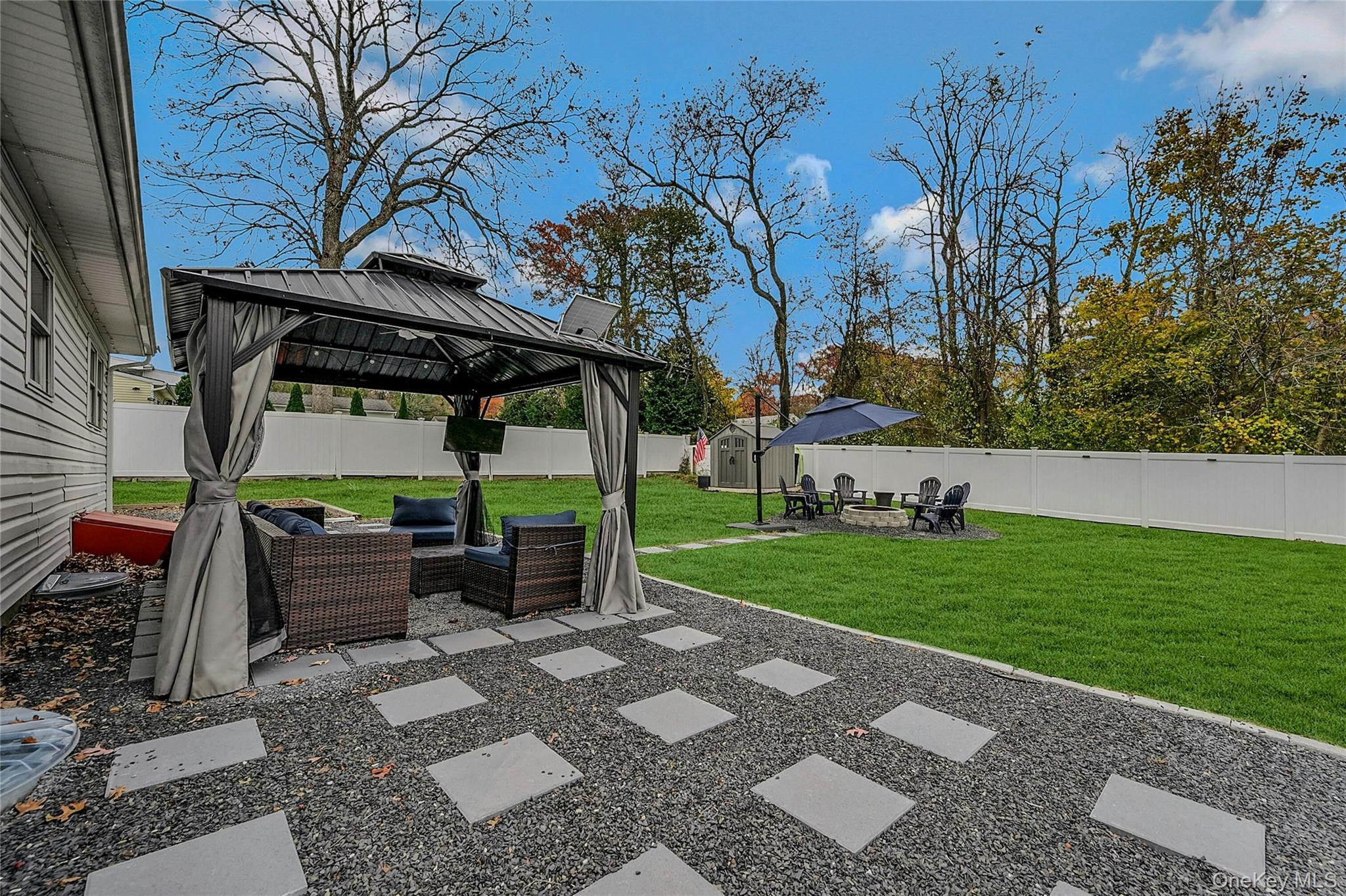 425 Blue Point Road, Farmingville, NY 11738