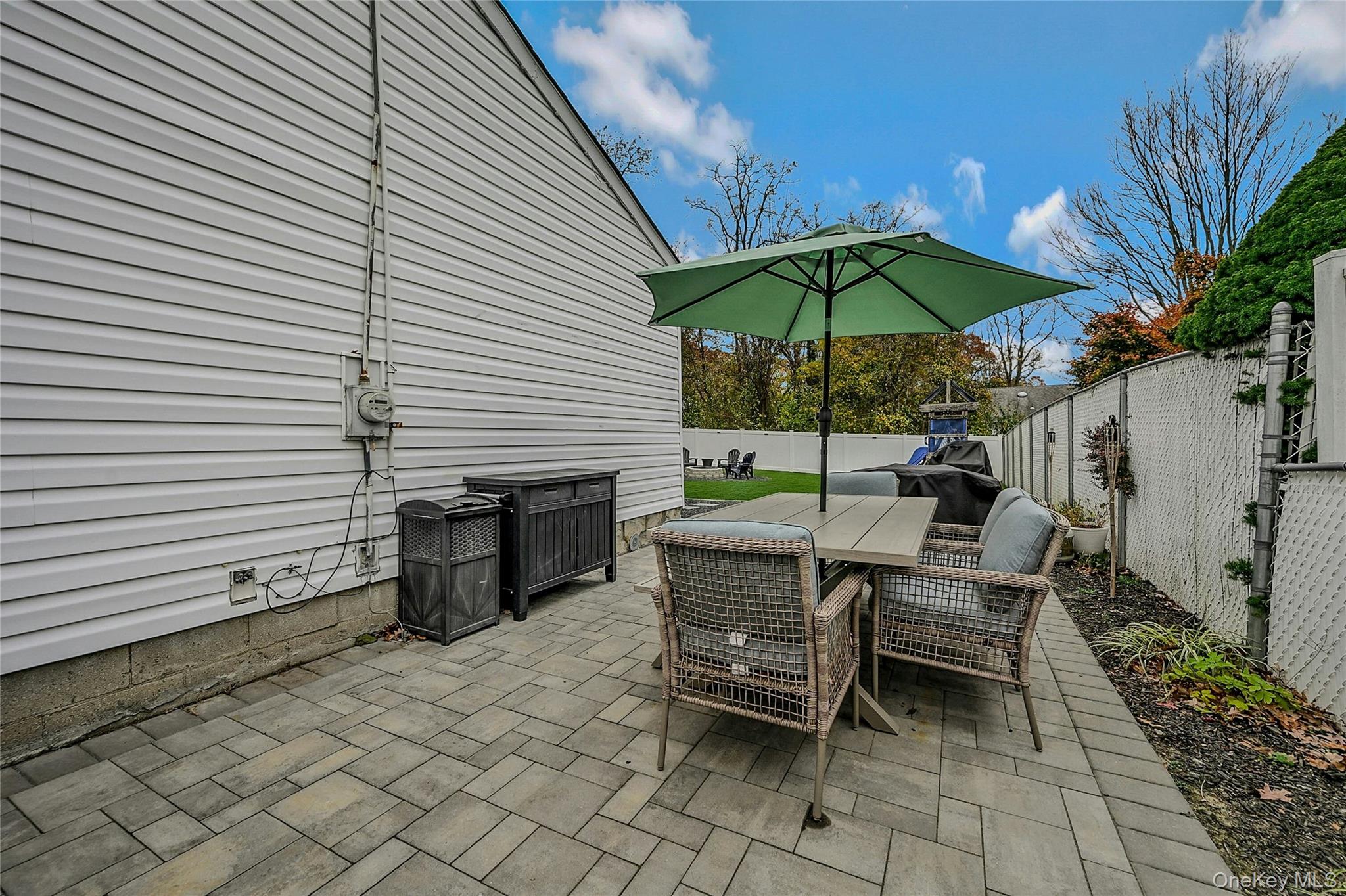 425 Blue Point Road, Farmingville, NY 11738