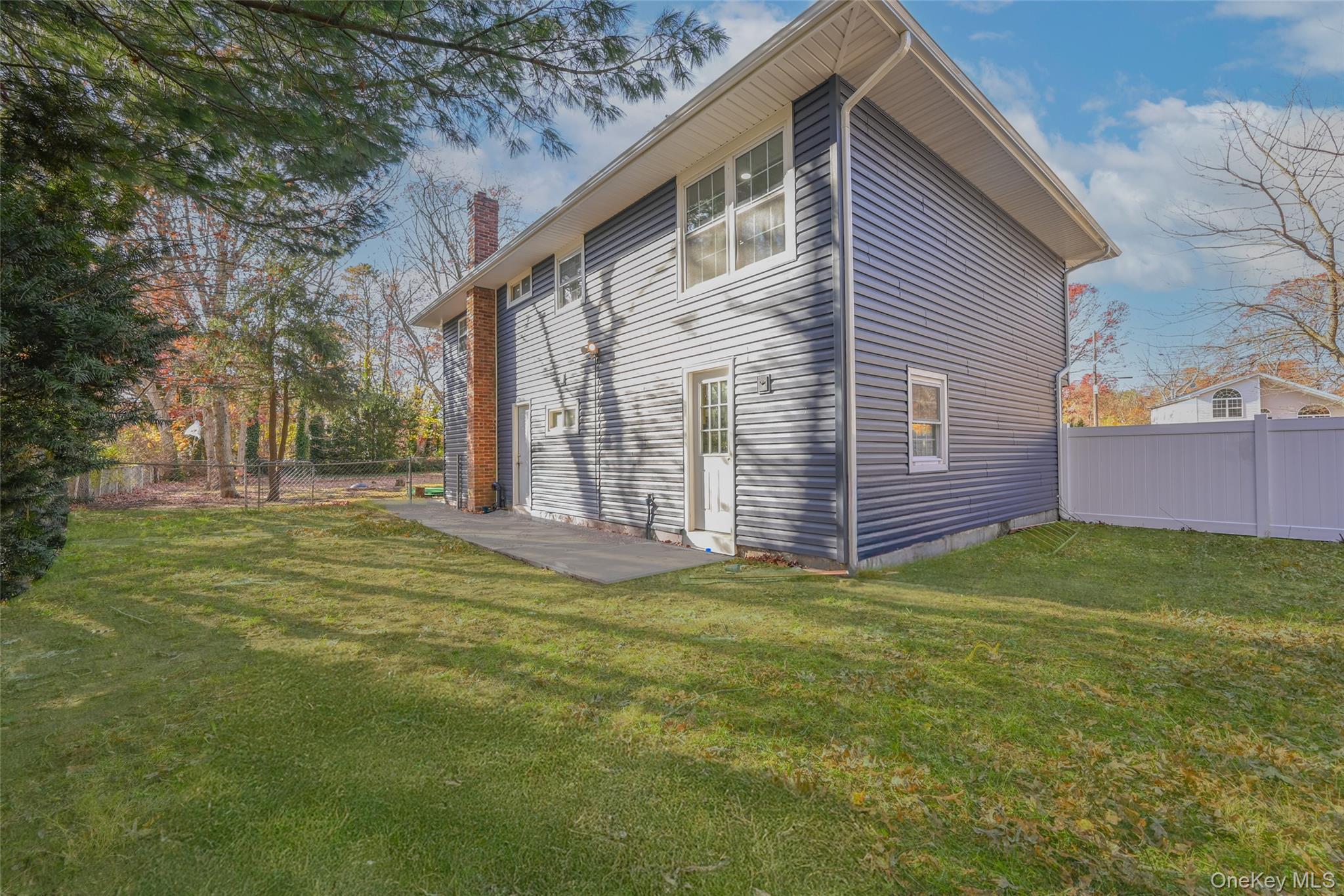 398 Glen Drive, Shirley, NY 11967