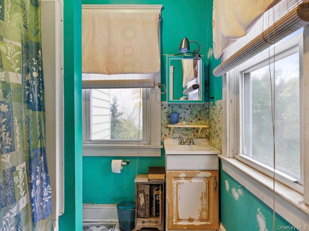 192 Washington Avenue, Kingston, NY 12401