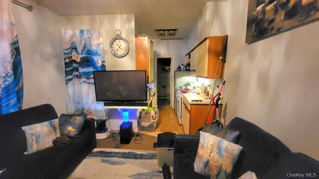 214 Church Street, Poughkeepsie, NY 12601