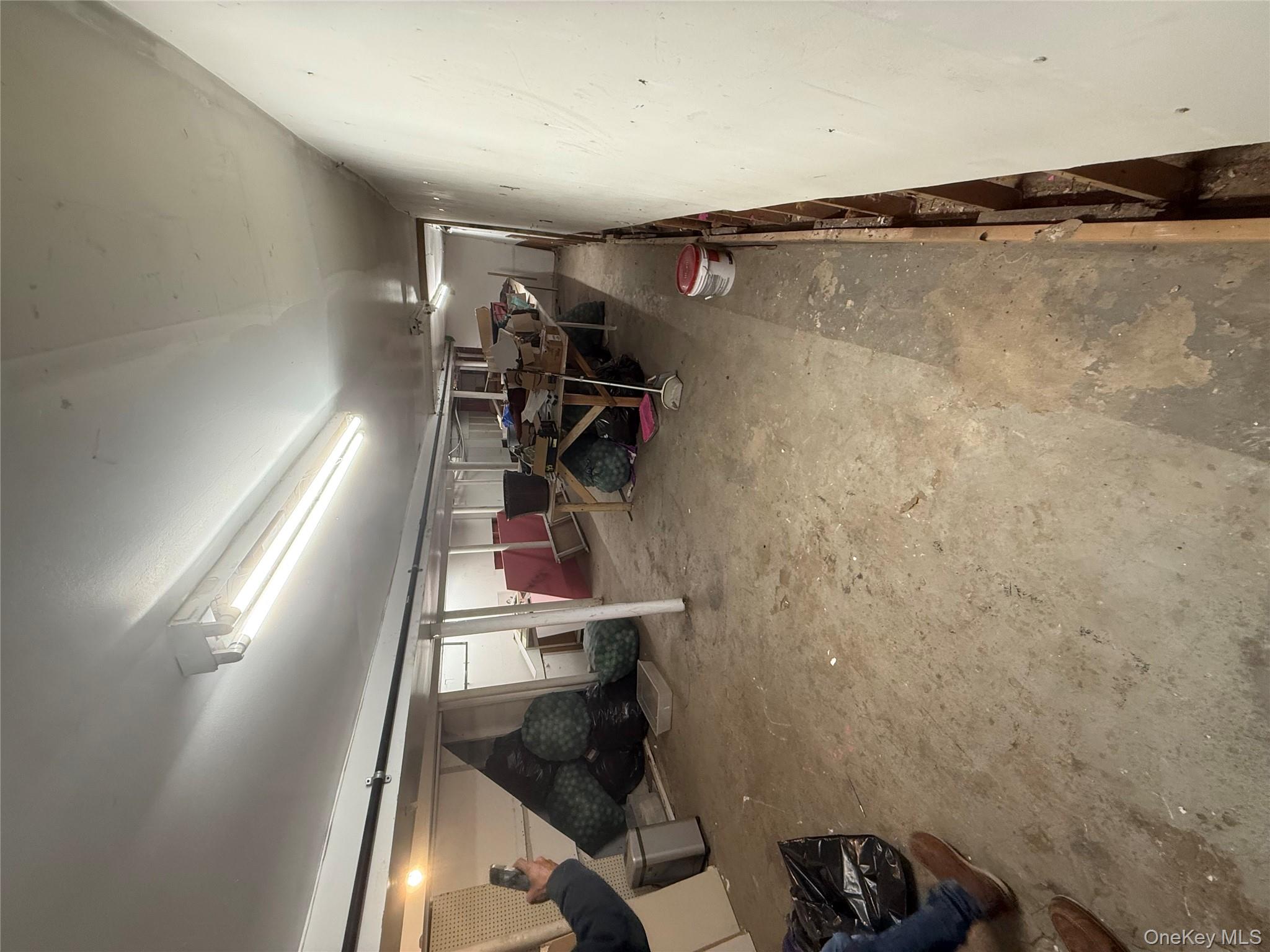 248-51 Jericho Tpke, Bellerose, NY 11426