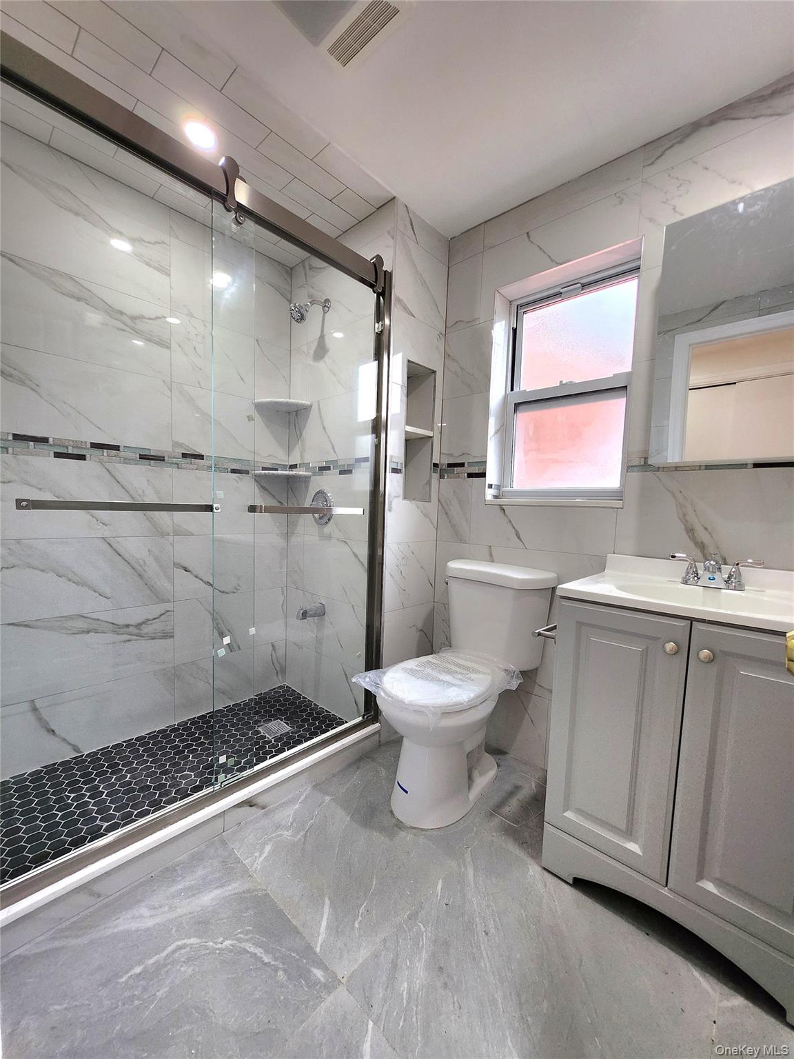 306 Beebe Road, Mineola, NY 11501