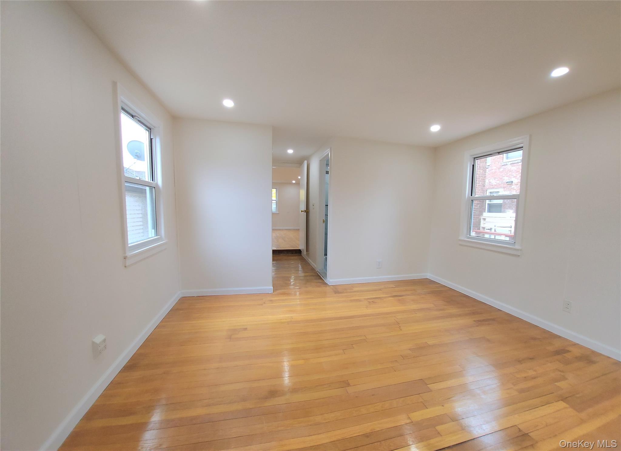 306 Beebe Road, Mineola, NY 11501