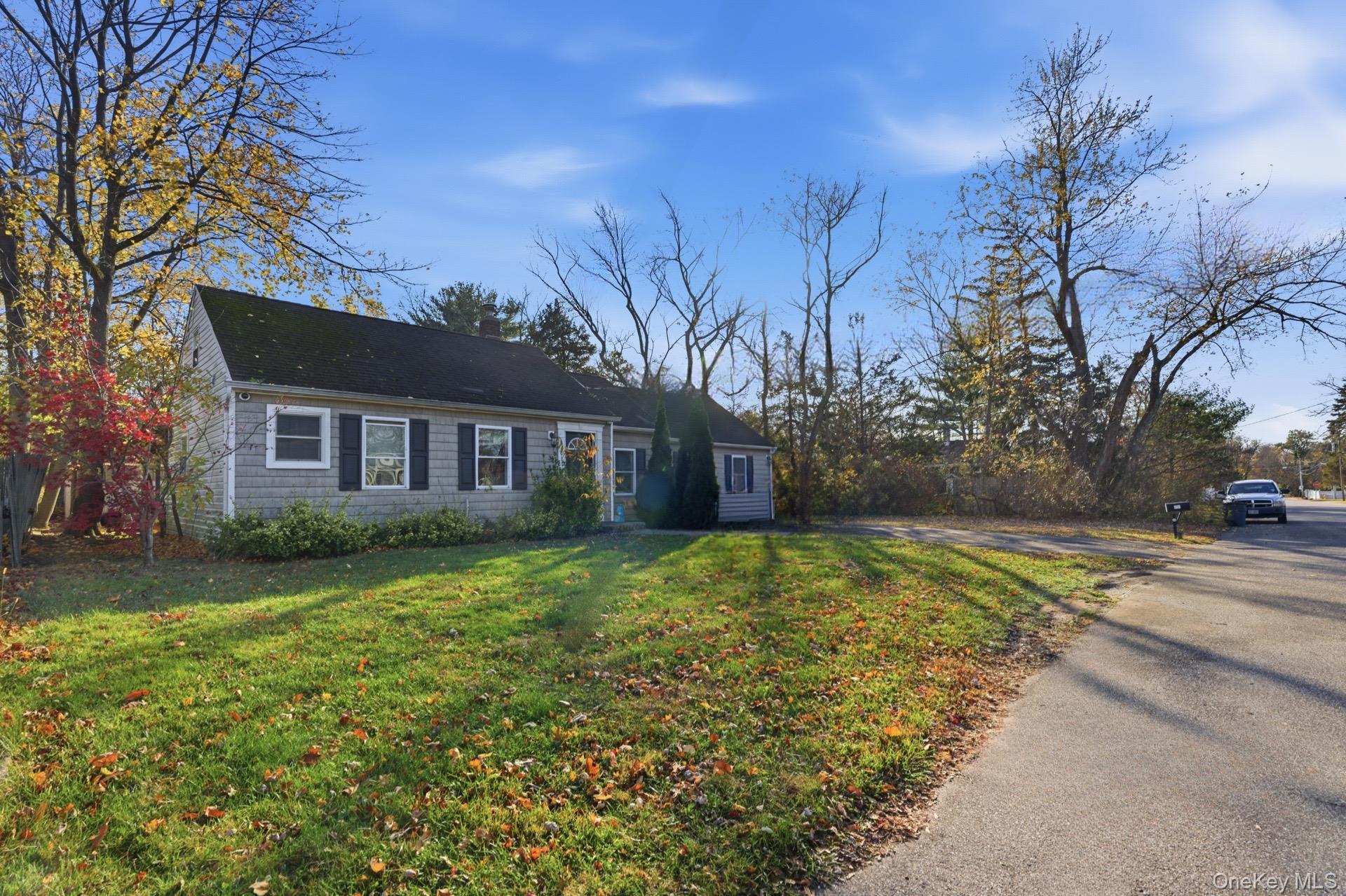 36 Ralph Street, Brentwood, NY 11717