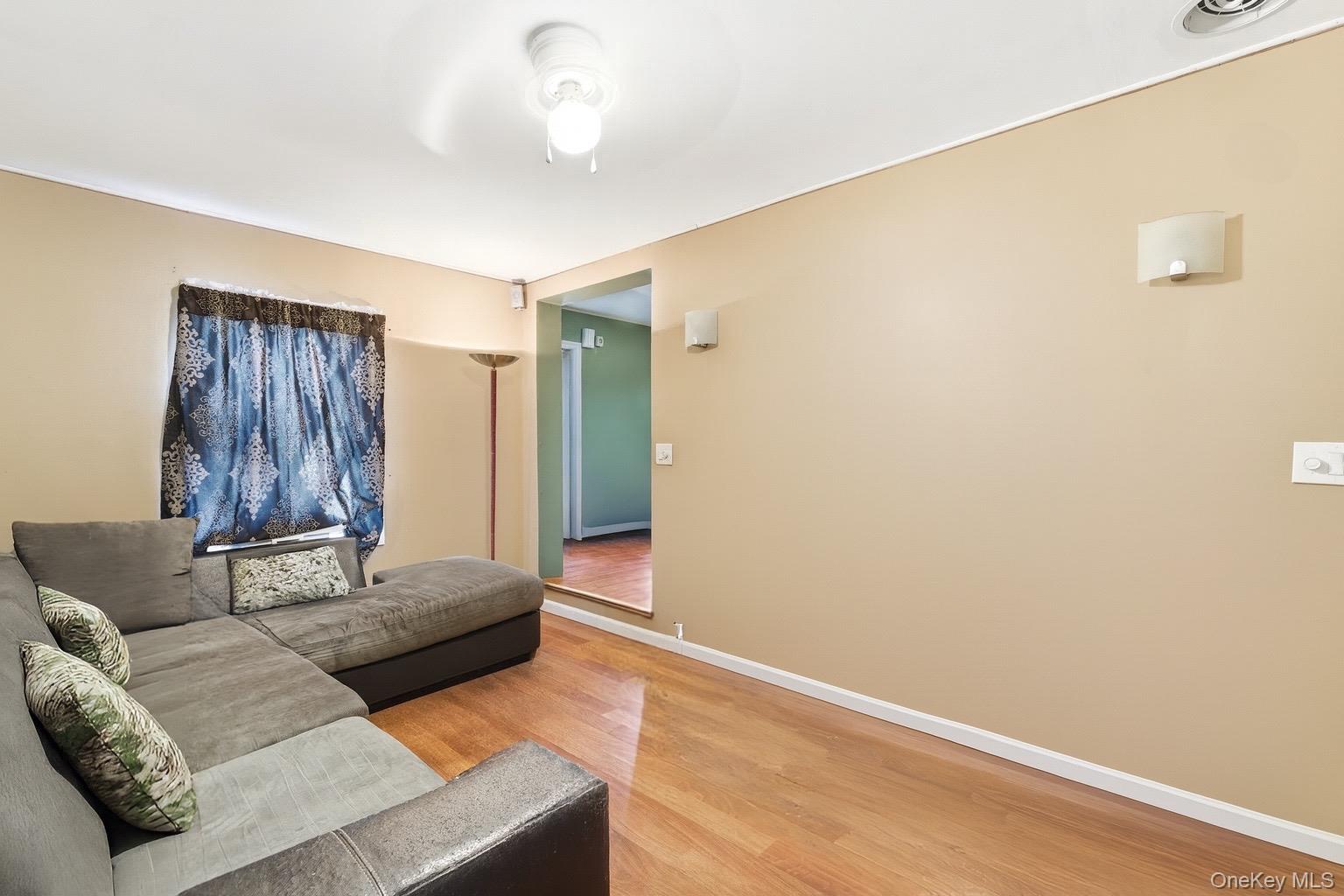 36 Ralph Street, Brentwood, NY 11717