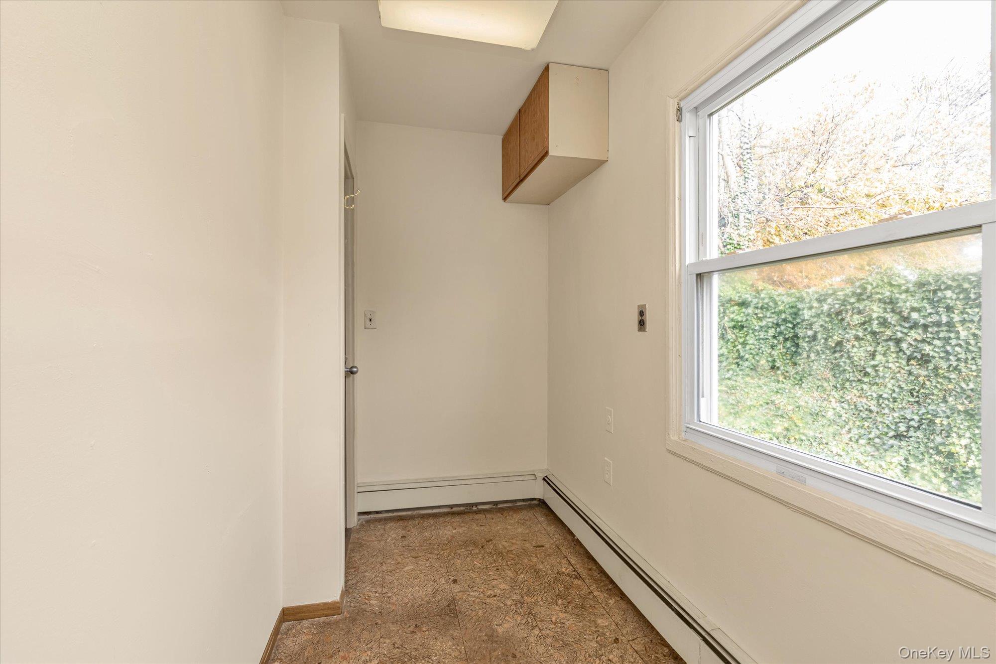 1 Ranch Lane, Levittown, NY 11756