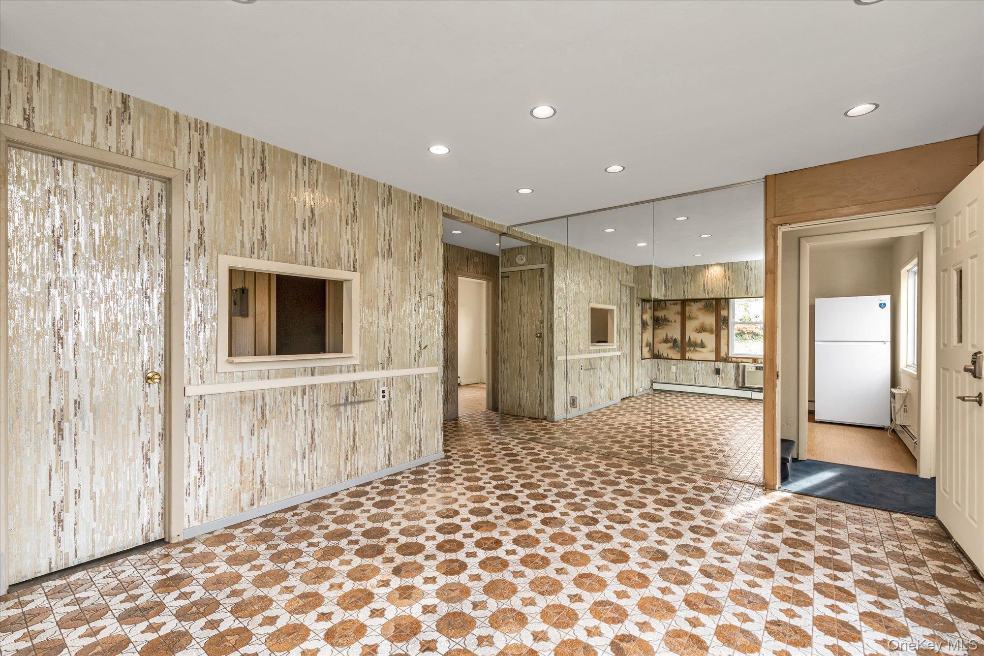 1 Ranch Lane, Levittown, NY 11756