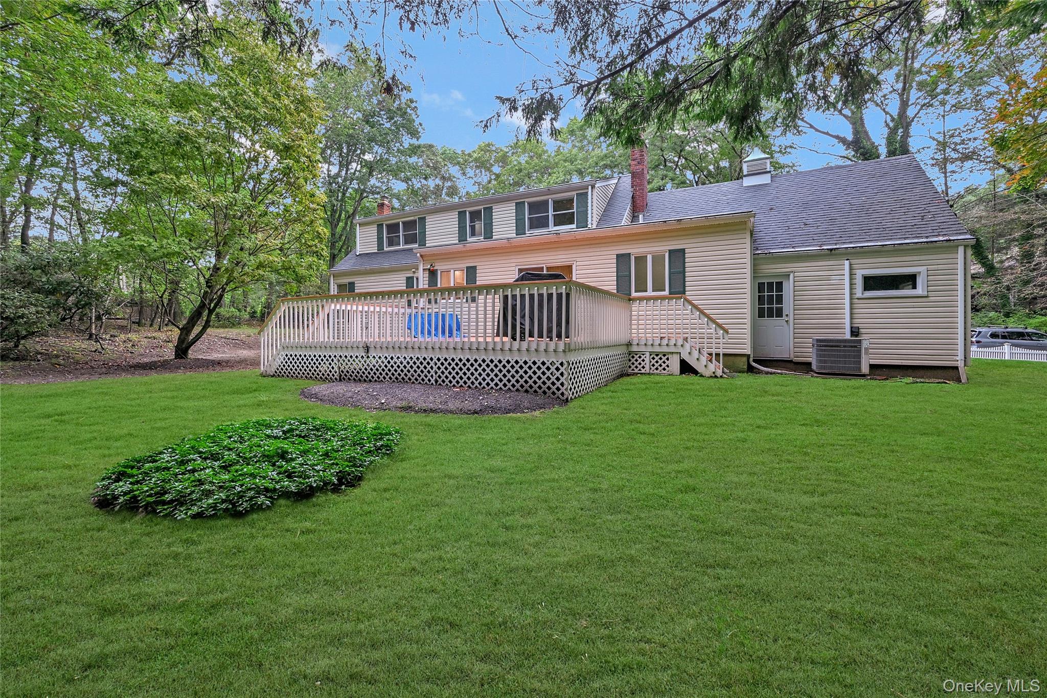 12 Valley Circle, Miller Place, NY 11764