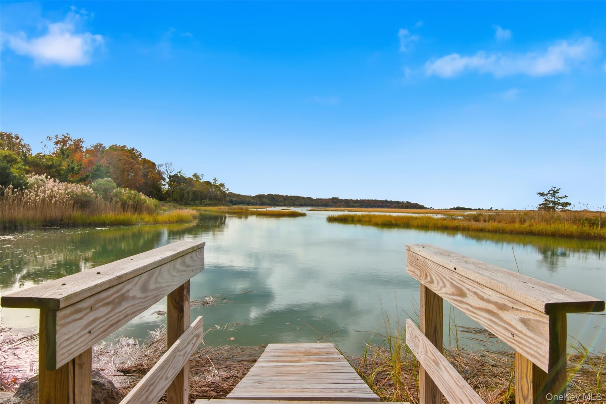 14 Flax Pond Woods Road, Setauket, NY 11733