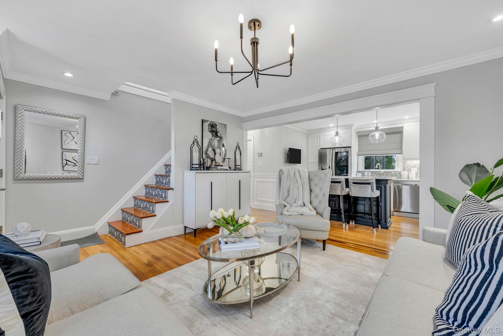 248 Arnold Avenue, West Babylon, NY 11704