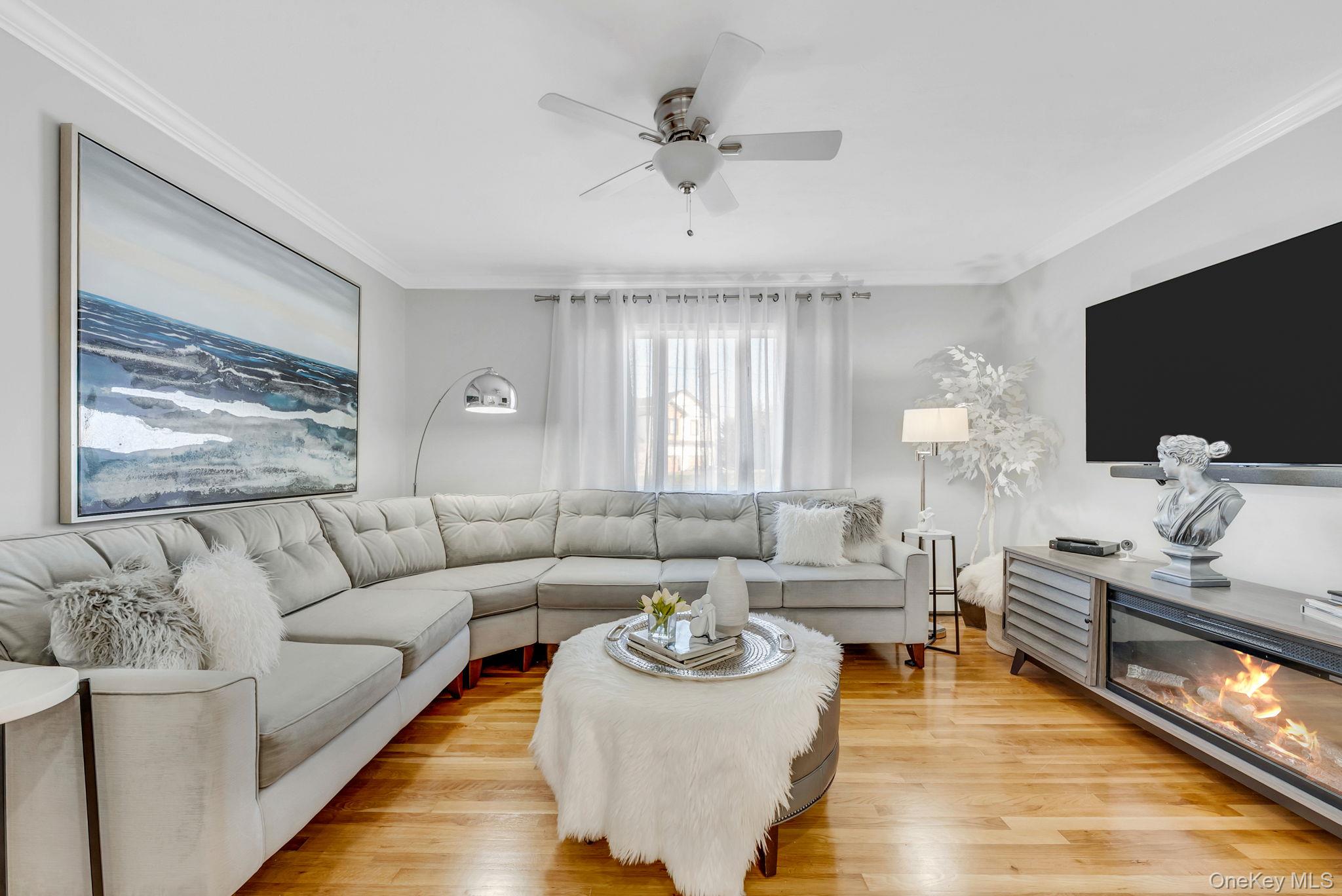 248 Arnold Avenue, West Babylon, NY 11704