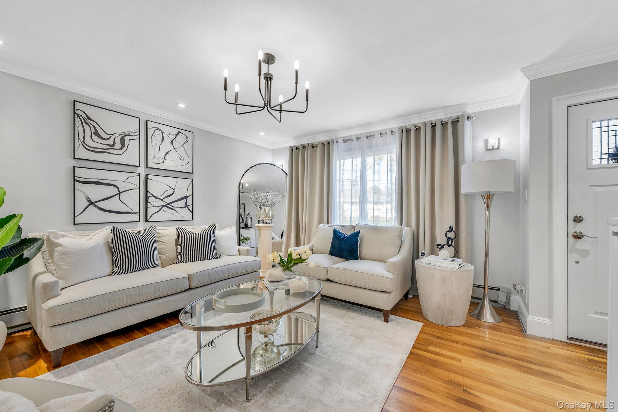 248 Arnold Avenue, West Babylon, NY 11704