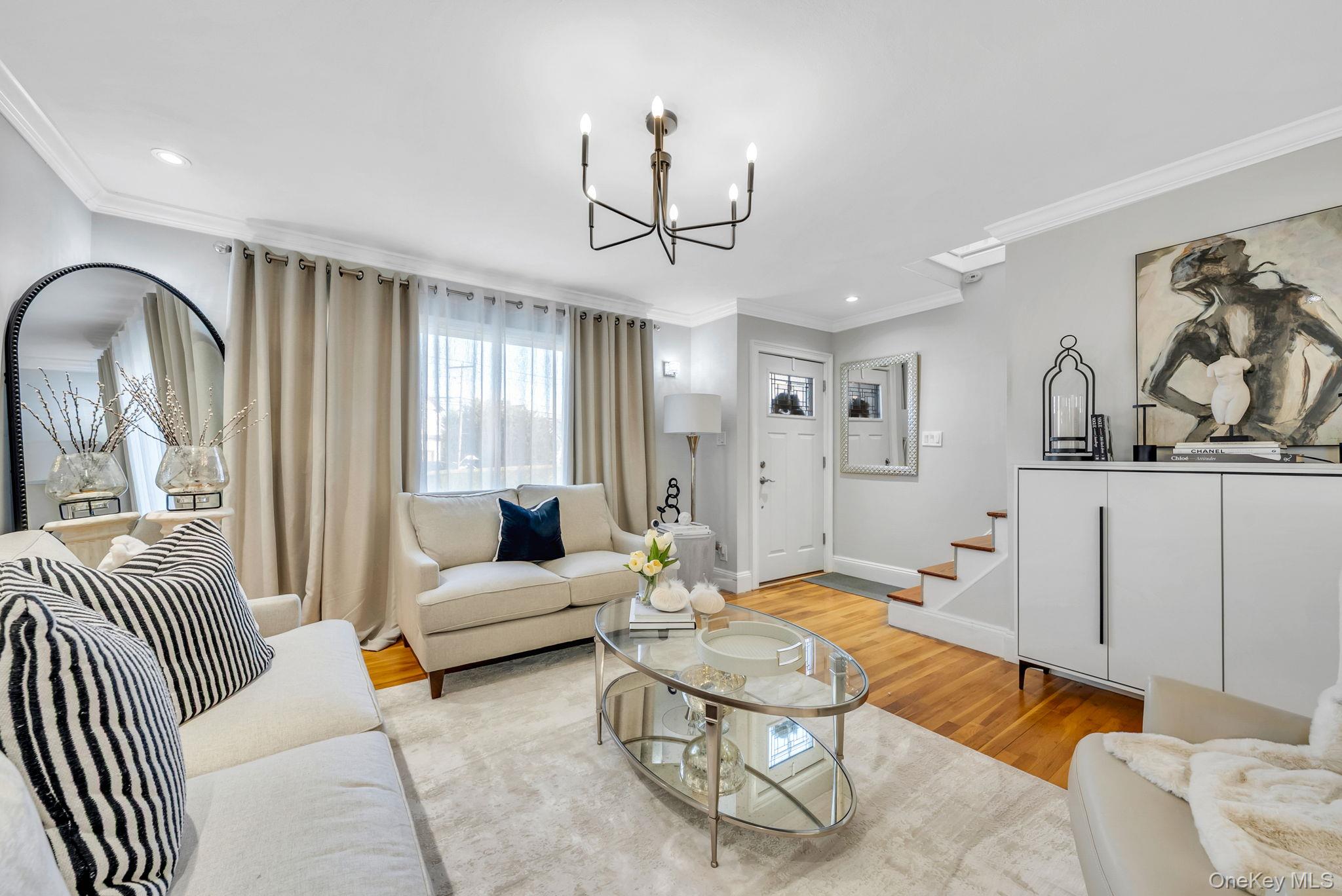 248 Arnold Avenue, West Babylon, NY 11704