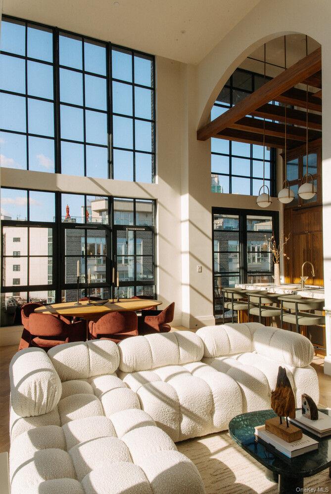 402 UNION Avenue # PH1, Brooklyn, NY 11211