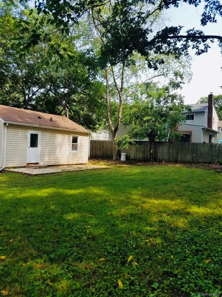 114 Webster Avenue, Lake Ronkonkoma, NY 11779