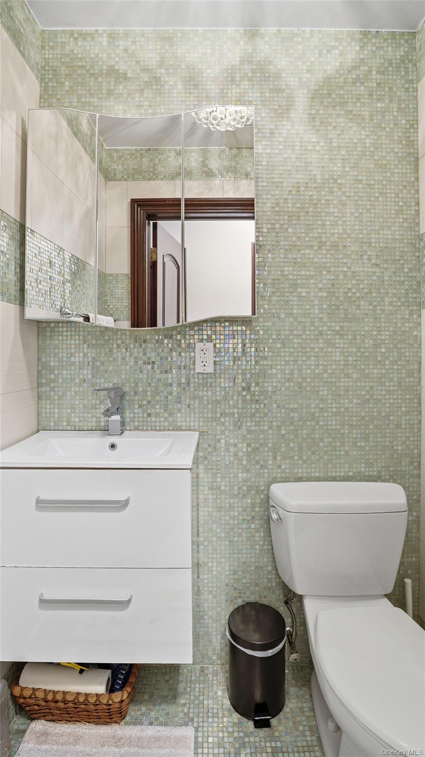 4051 Nostrand Avenue # 3, Brooklyn, NY 11235