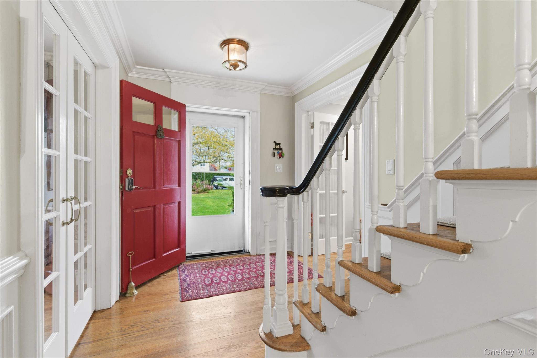 30 Lawrence Lane, Bay Shore, NY 11706