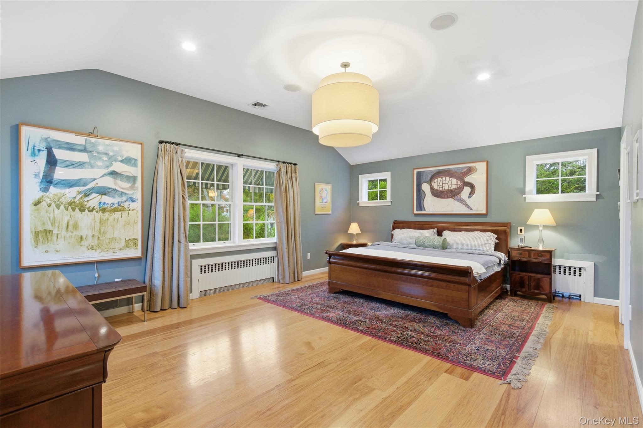 30 Lawrence Lane, Bay Shore, NY 11706