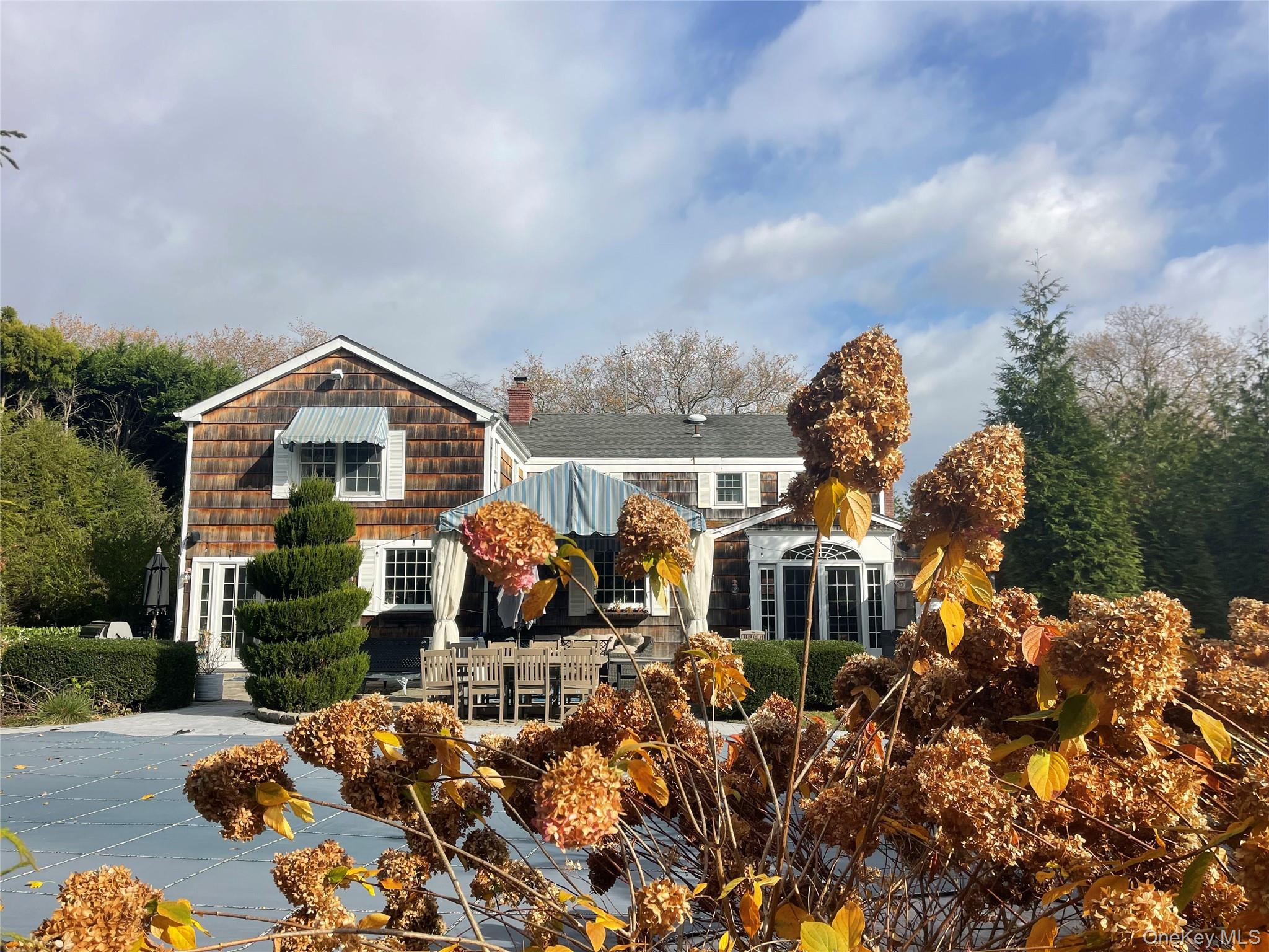 30 Lawrence Lane, Bay Shore, NY 11706