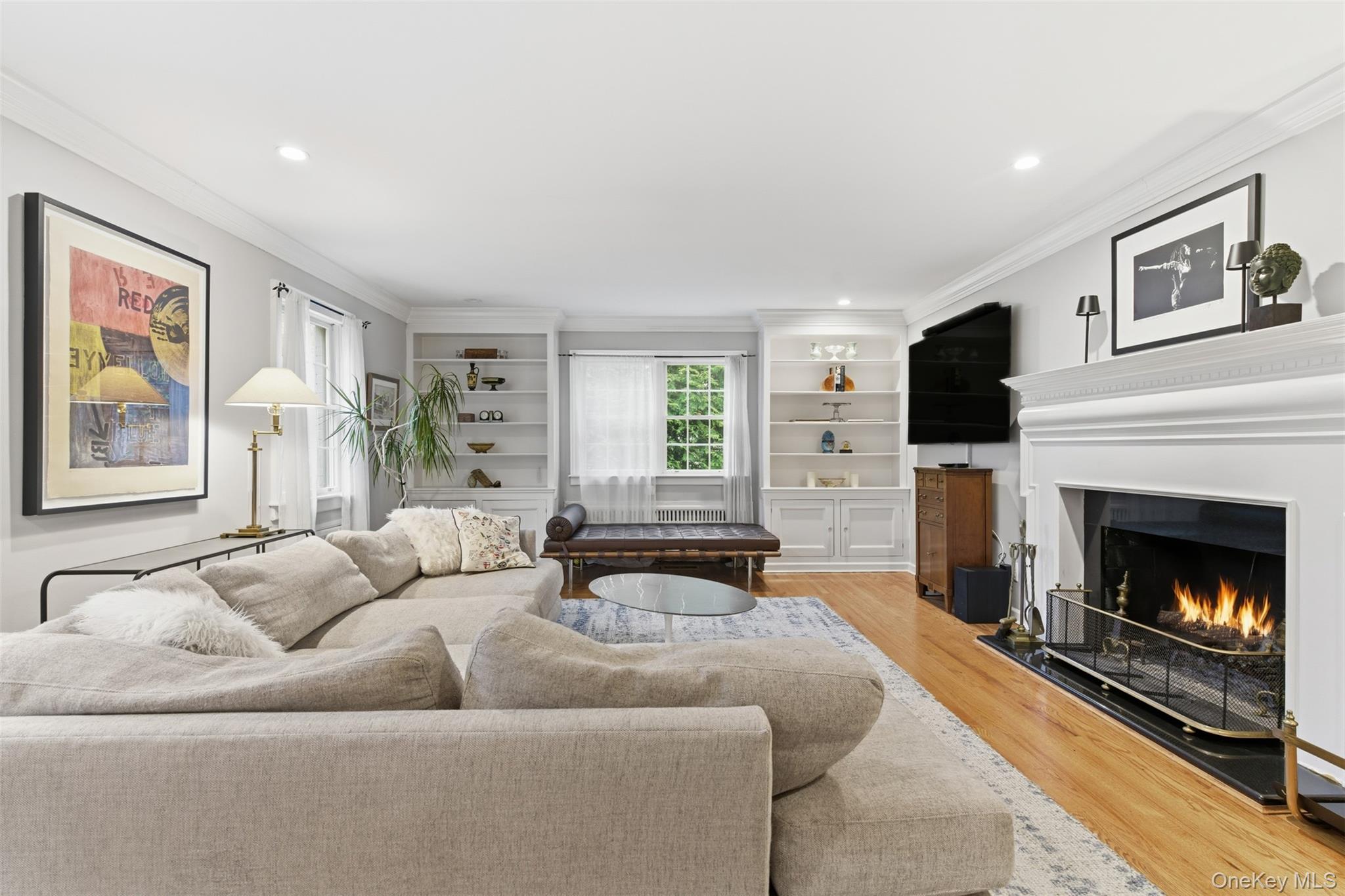 30 Lawrence Lane, Bay Shore, NY 11706