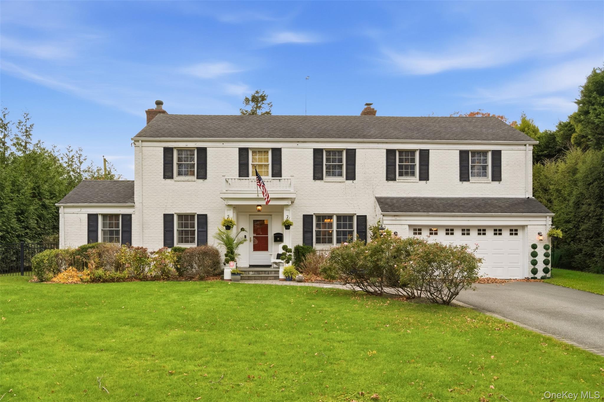 30 Lawrence Lane, Bay Shore, NY 11706