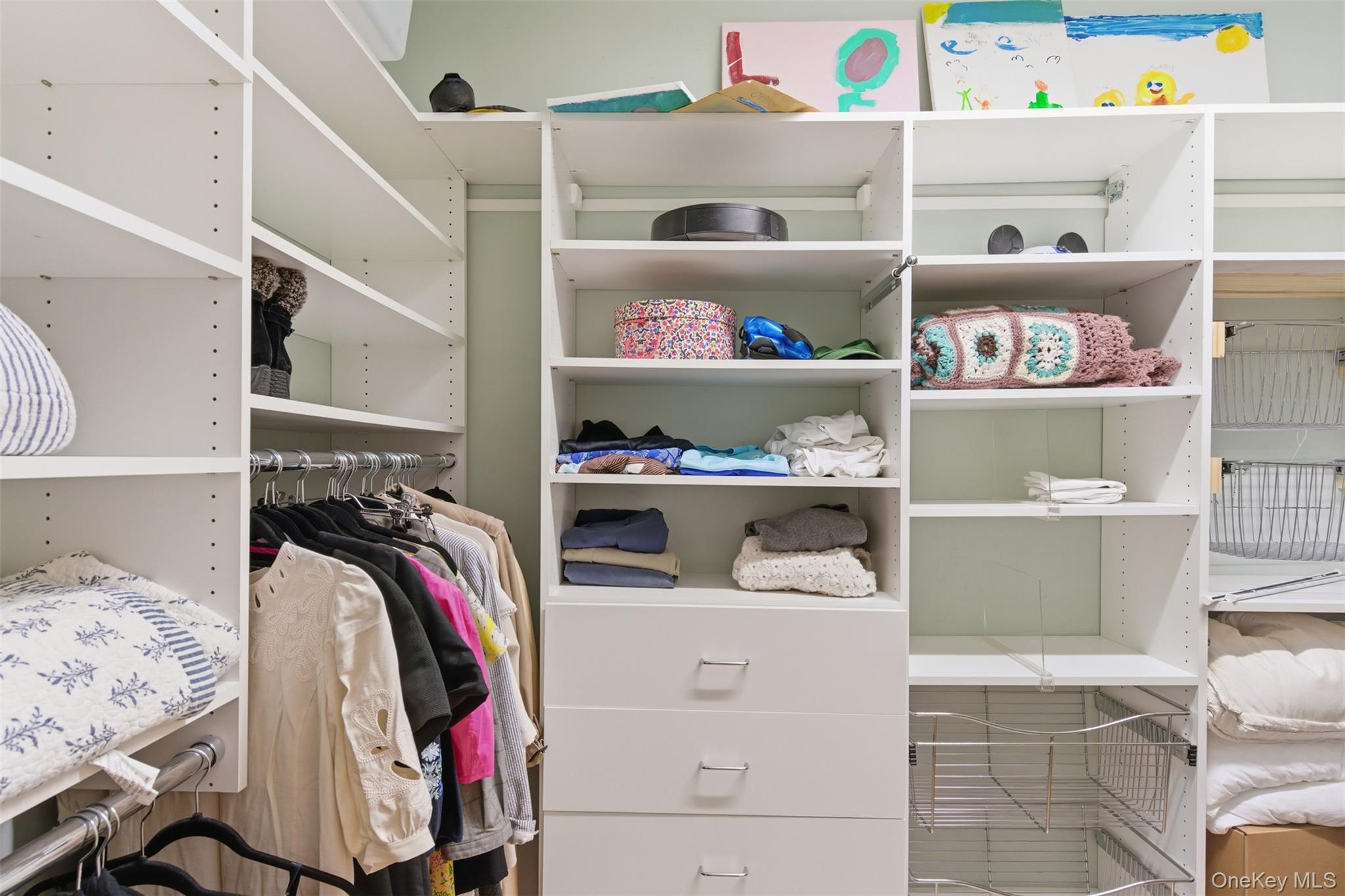 30 Lawrence Lane, Bay Shore, NY 11706