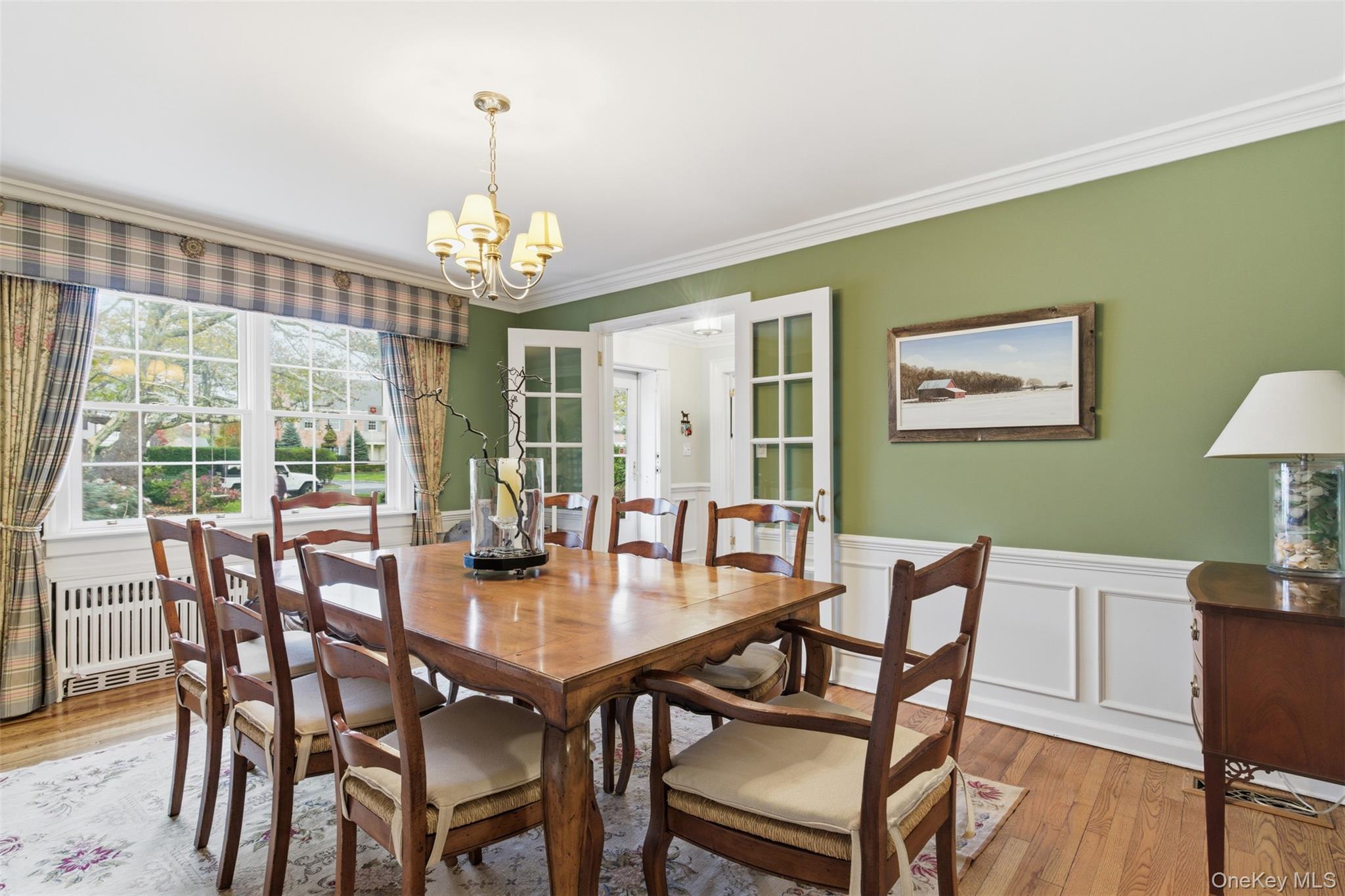 30 Lawrence Lane, Bay Shore, NY 11706